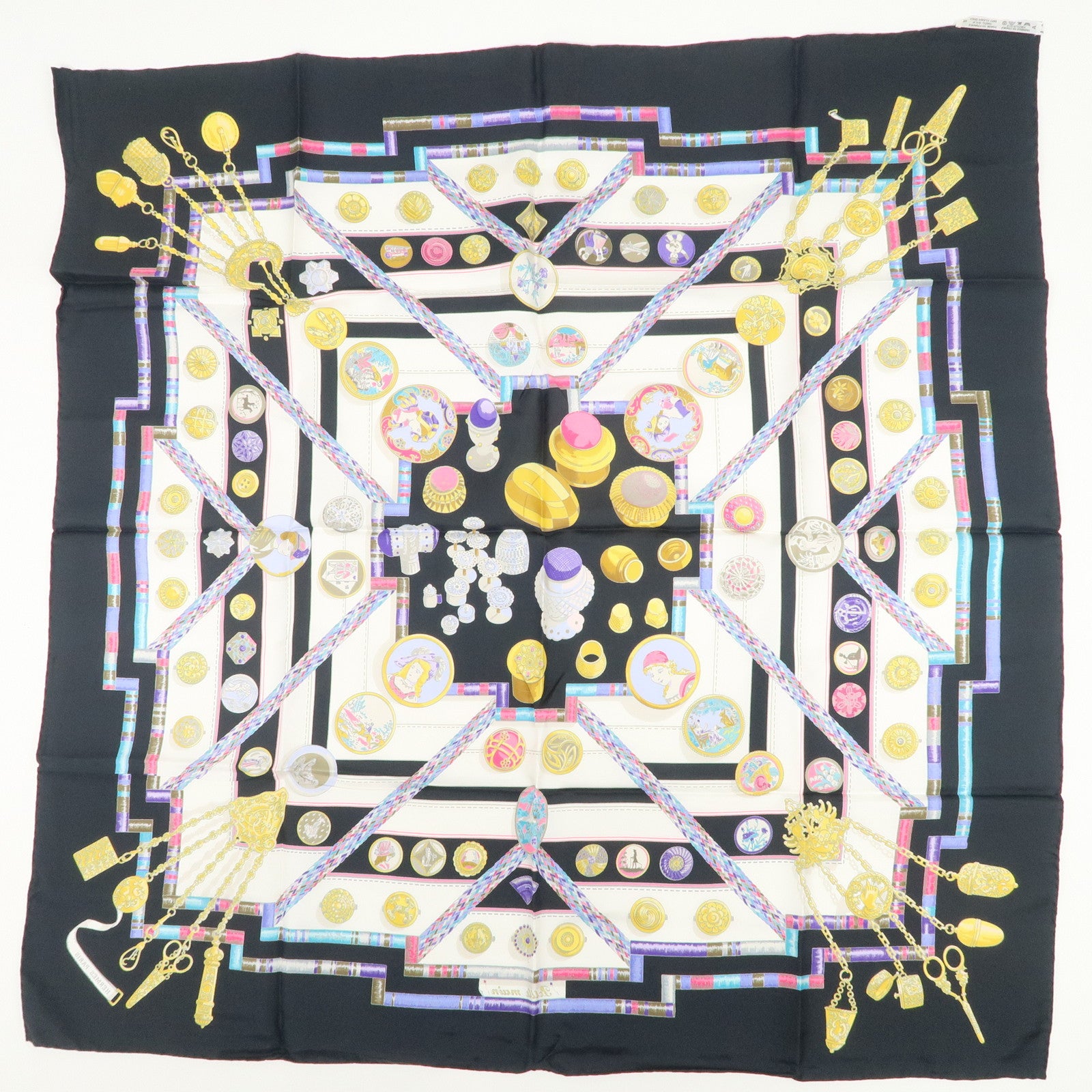 HERMES Carre 90 Silk 100% Scarf Petite main Black White Multicolor