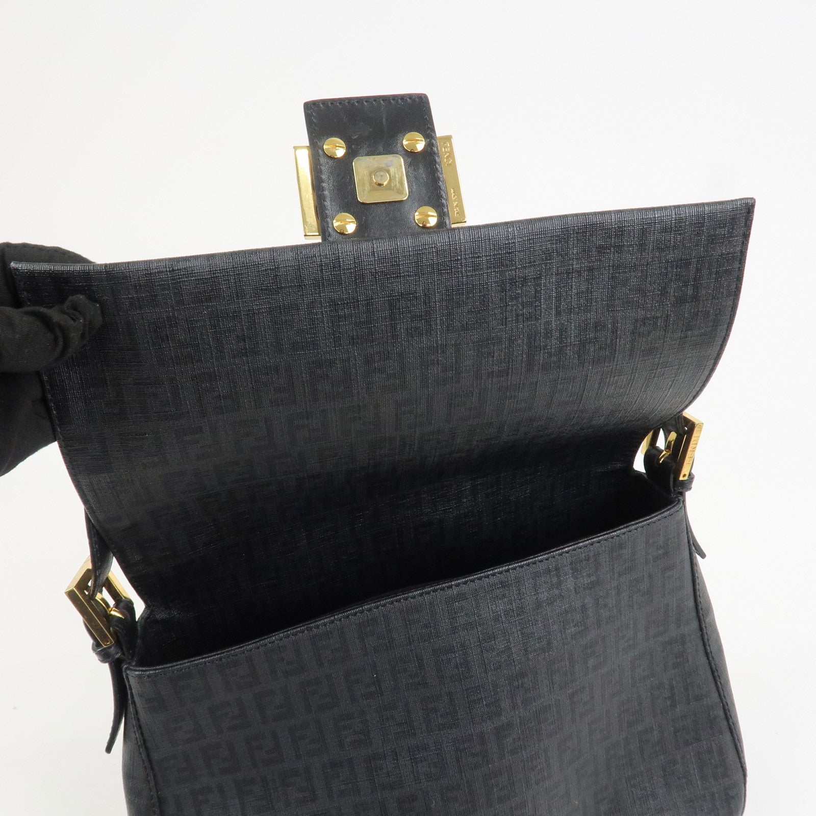 FENDI Mamma Baguette Zucchino PVC Leather Shoulder Bag Hand Bag Black 8BR001