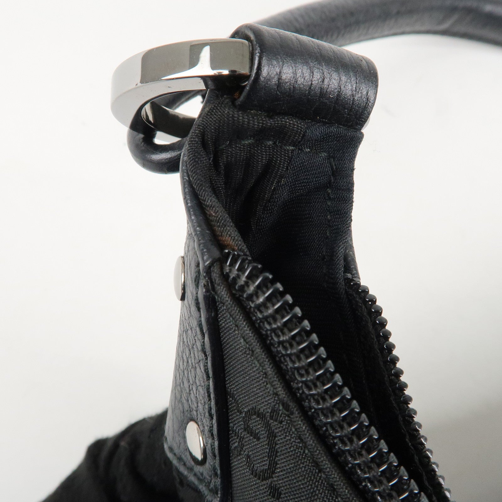 GUCCI GG Nylon Leather Shoulder Bag Hand Bag Black 179776 Used