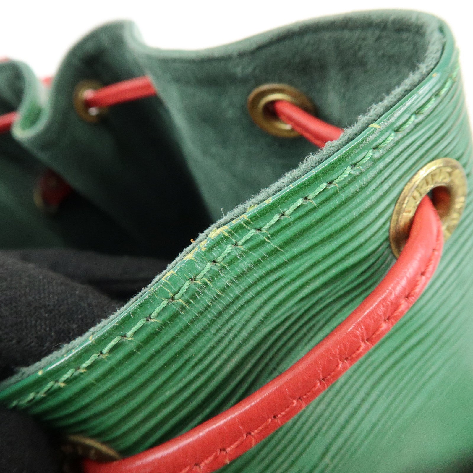 Louis Vuitton Epi Petit Noe Shoulder Bag Green Red M44147