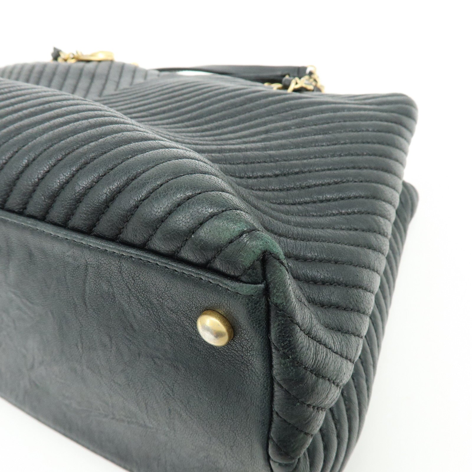 CHANEL Chevron Calf Leather Shoulder Bag Tote Bag Black