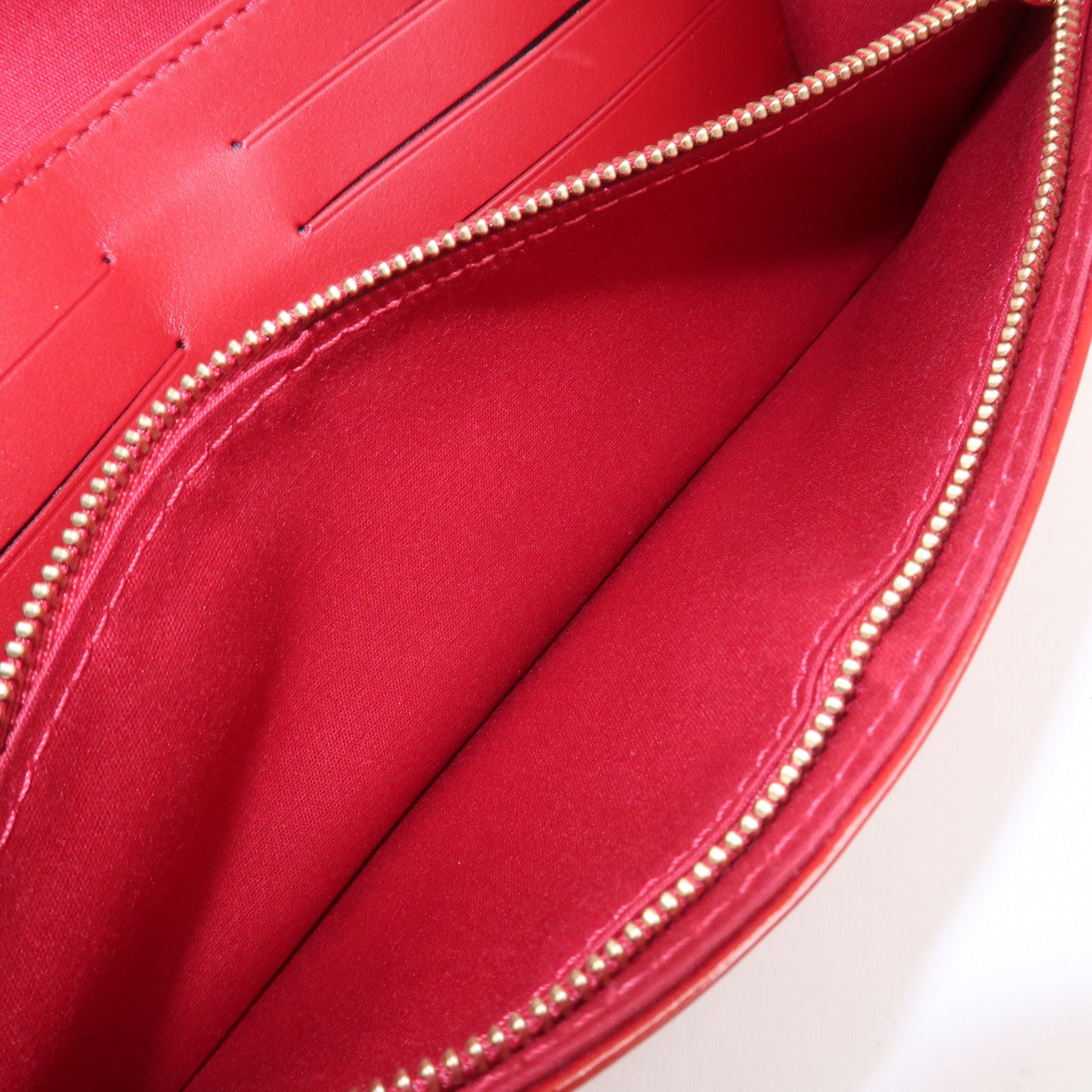 Louis Vuitton Monogram Vernis Sunset Boulevard Pomme d'Amour M93543