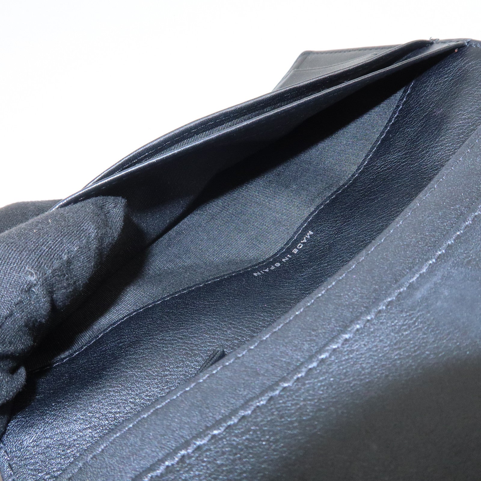 CHANEL COCO Mark Matelasse Patent Leather Long Wallet Black A48691