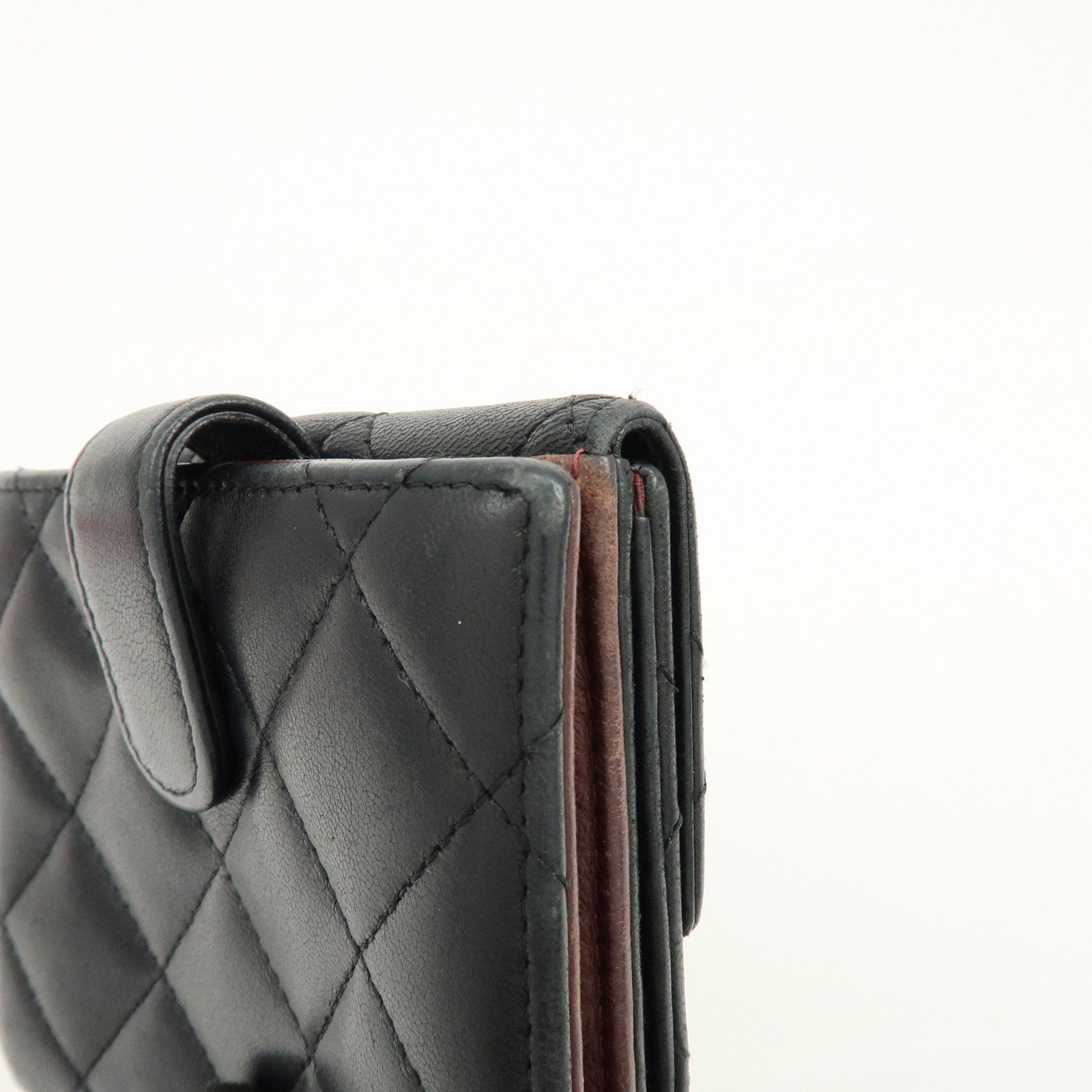 CHANEL Matelasse Lamb Skin Bi-fold Compact Wallet Black A48980