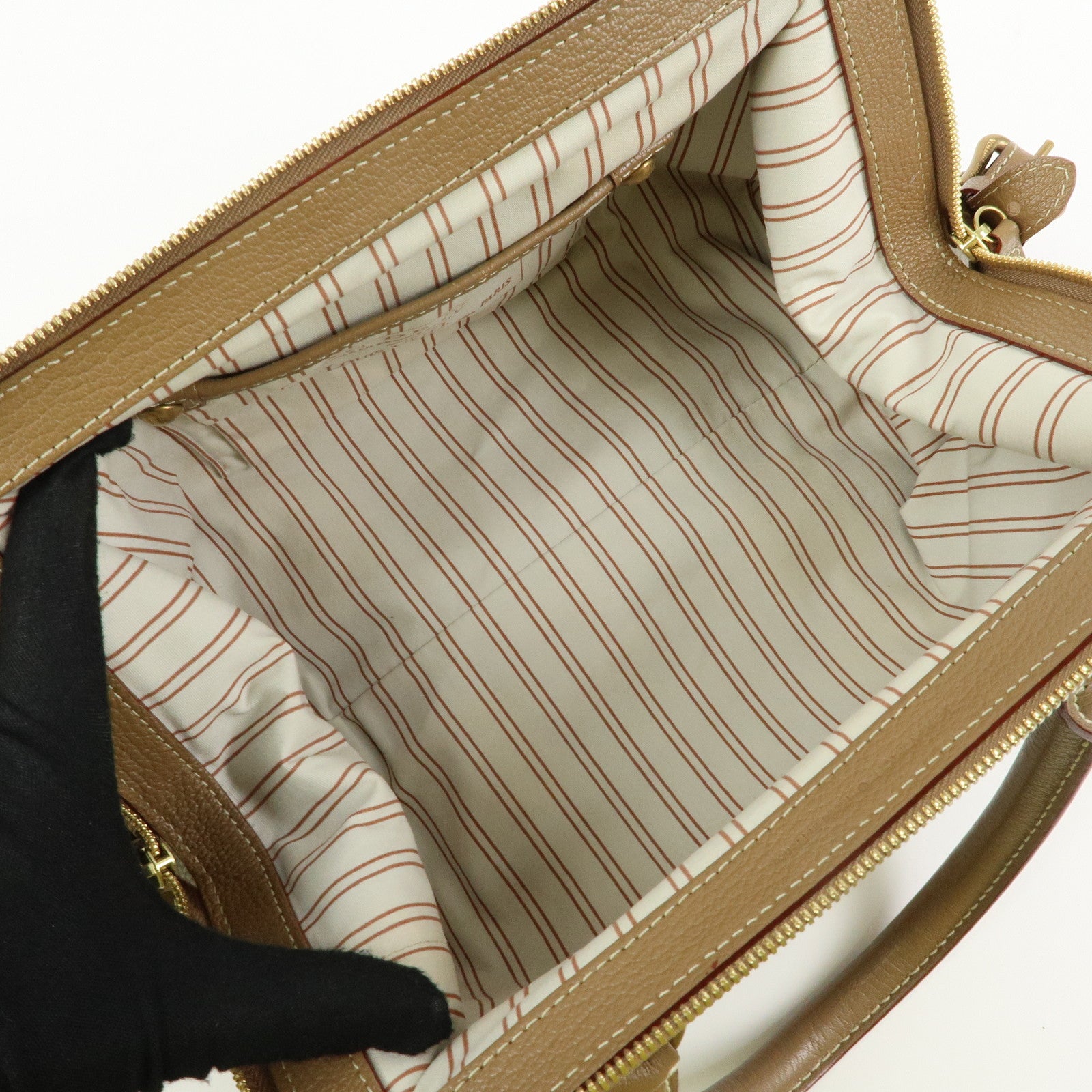 Louis Vuitton Toile Trianon Sac de Nuit MM Canvas Hand Bag M48826