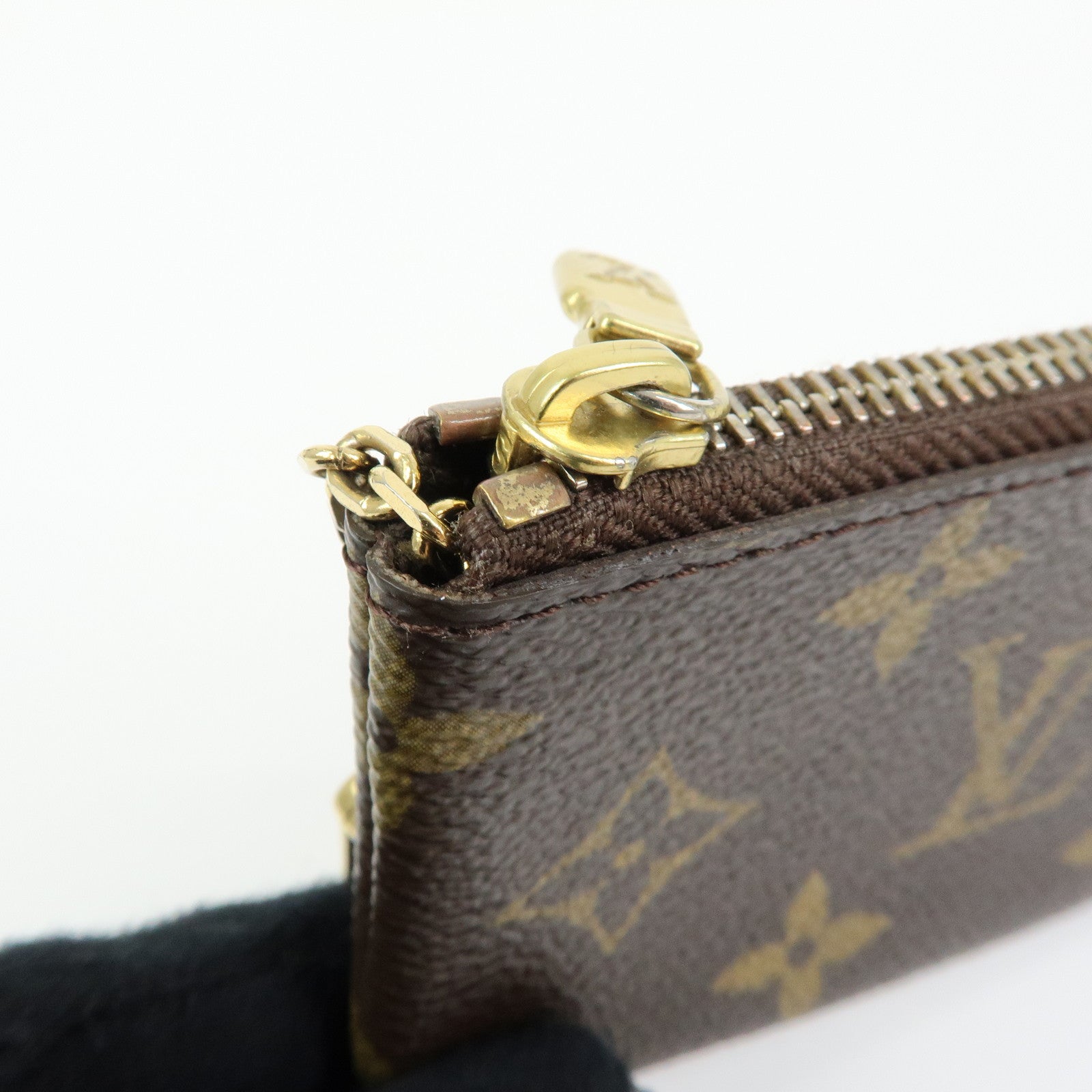Louis Vuitton Monogram Pochette Cles Coin Case Key Case M62650