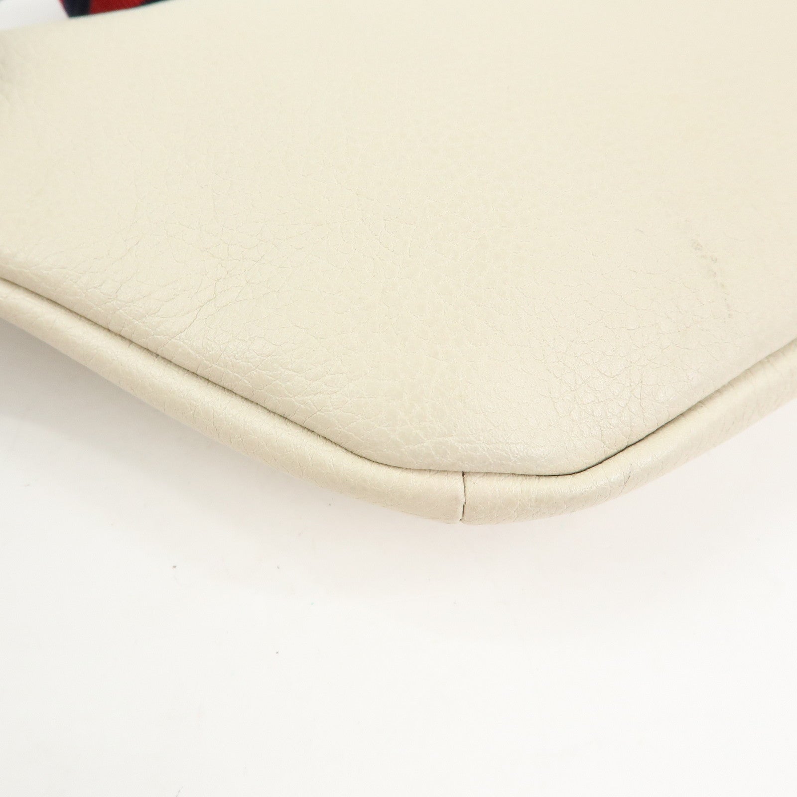 GUCCI Sherry Vintage Logo Leather Waist Pouch Body Bag Ivory 527792
