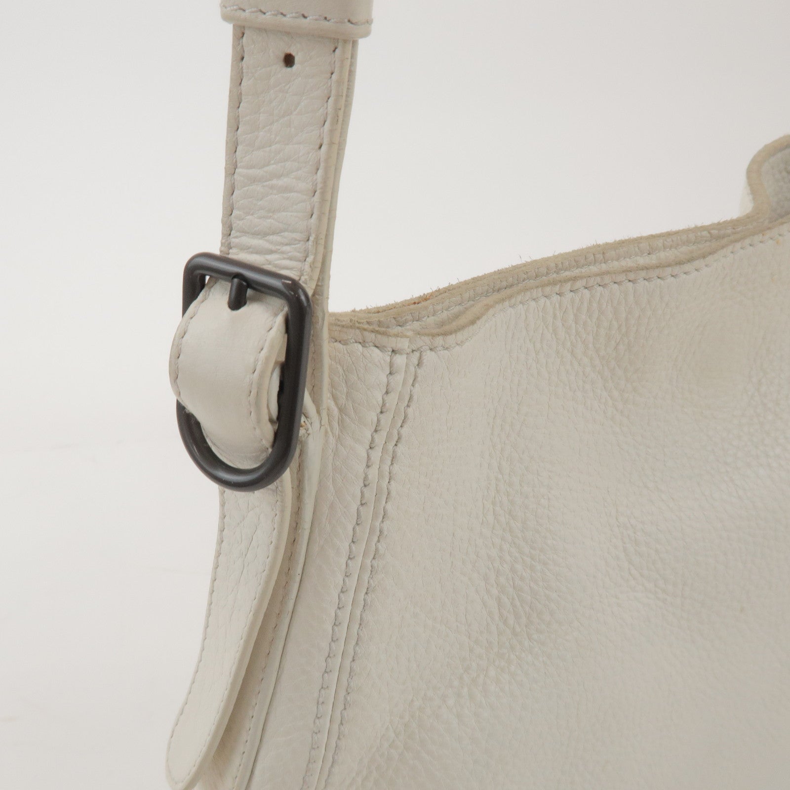 BOTTEGA VENETA Cervo Leather Shoulder Bag Hand Bag White 133507