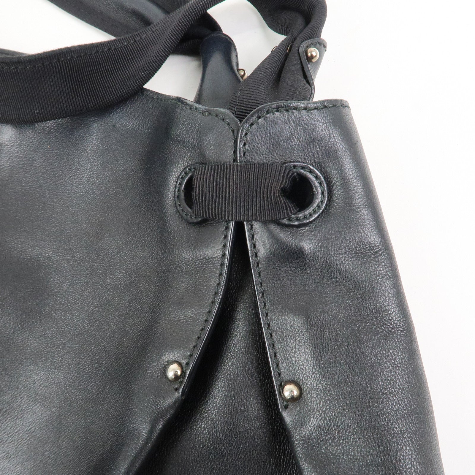 Ferragamo Vara Ribbon Leather Hand bag Shoulder Bag Black