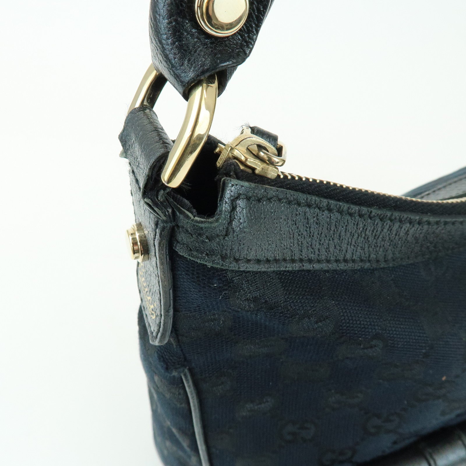GUCCI GG Canvas Leather Front Pocket Shoulder Hand Bag Black 153025