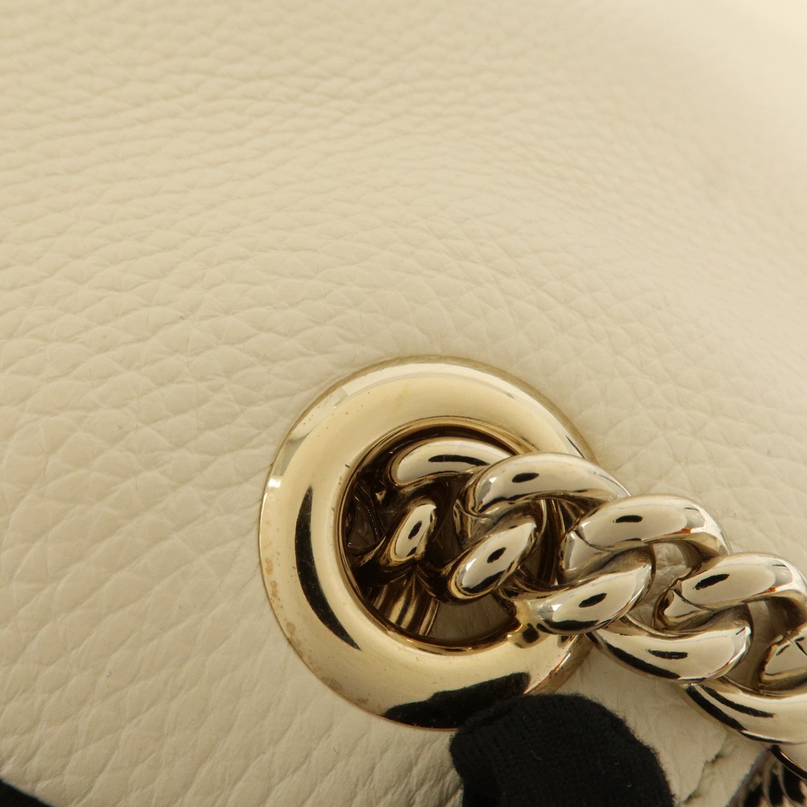 GUCCI SOHO Interlocking G Leather Chain Shoulder Bag White 536196