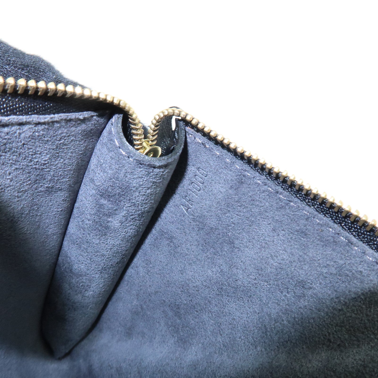 Louis Vuitton Epi Pochette Accessoires Clutch Bag Noir M52942