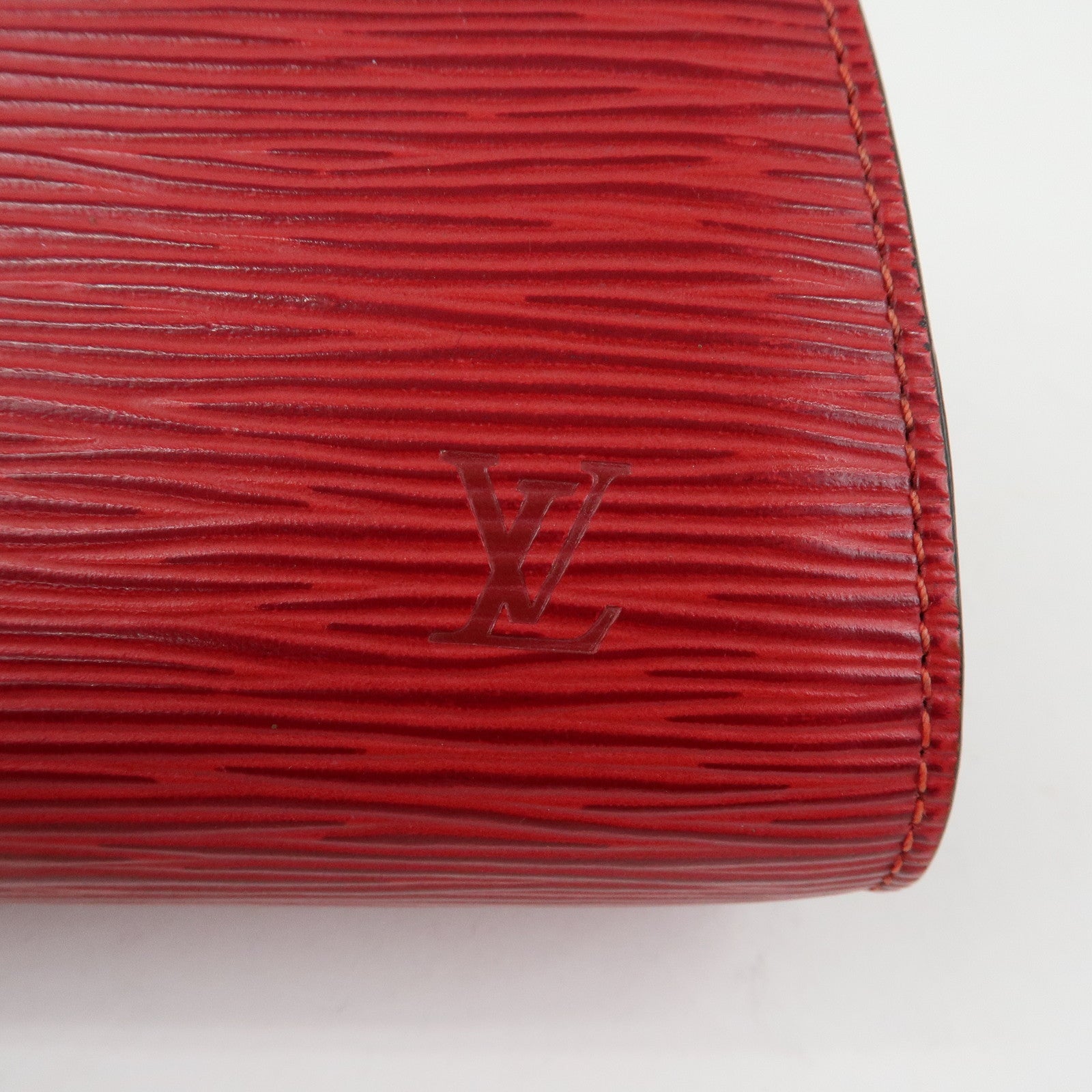 Louis Vuitton Epi Dauphine PM Leather Pouch Castillian Red M48447