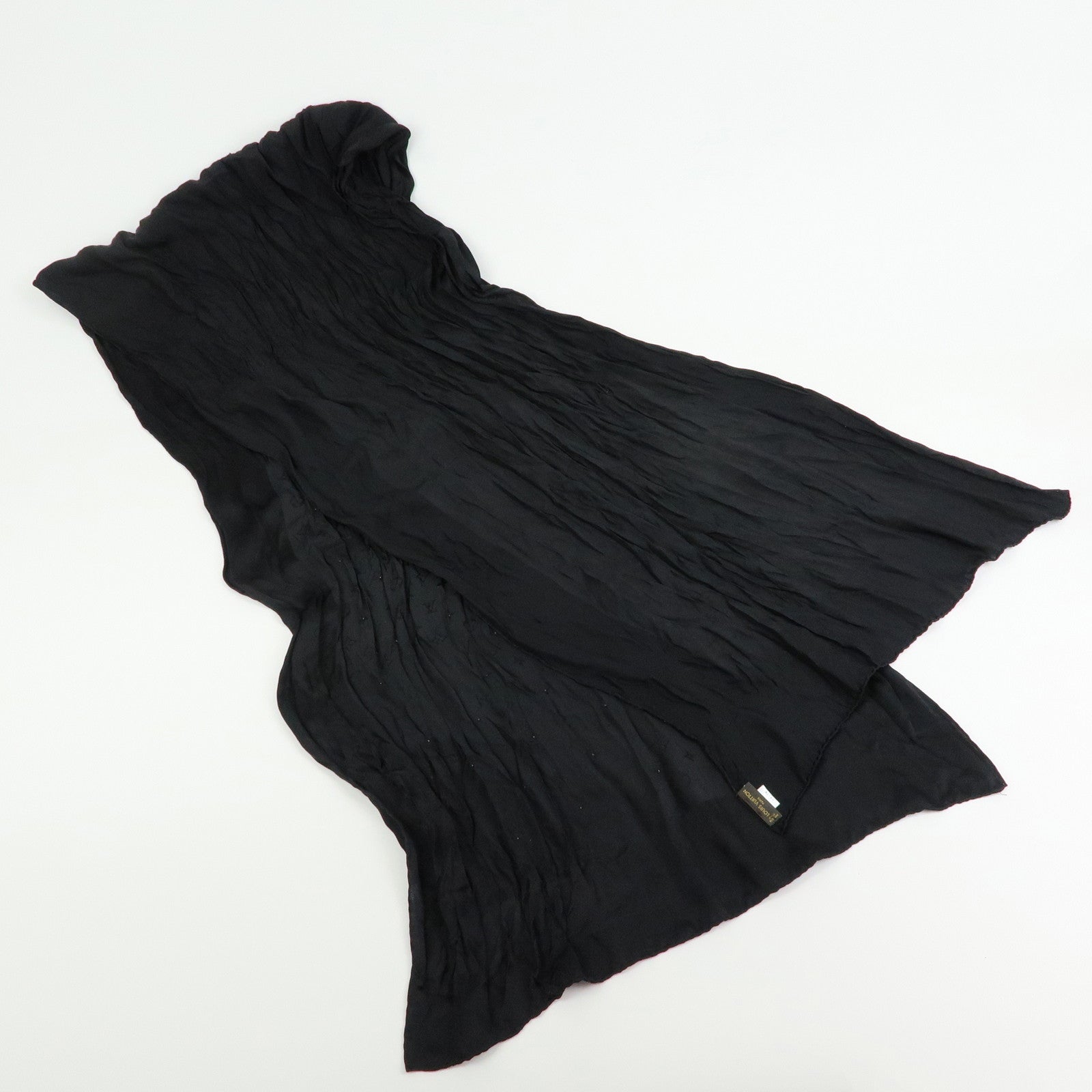 Louis Vuitton Monogram Silk 100% Scarf Shawl Black