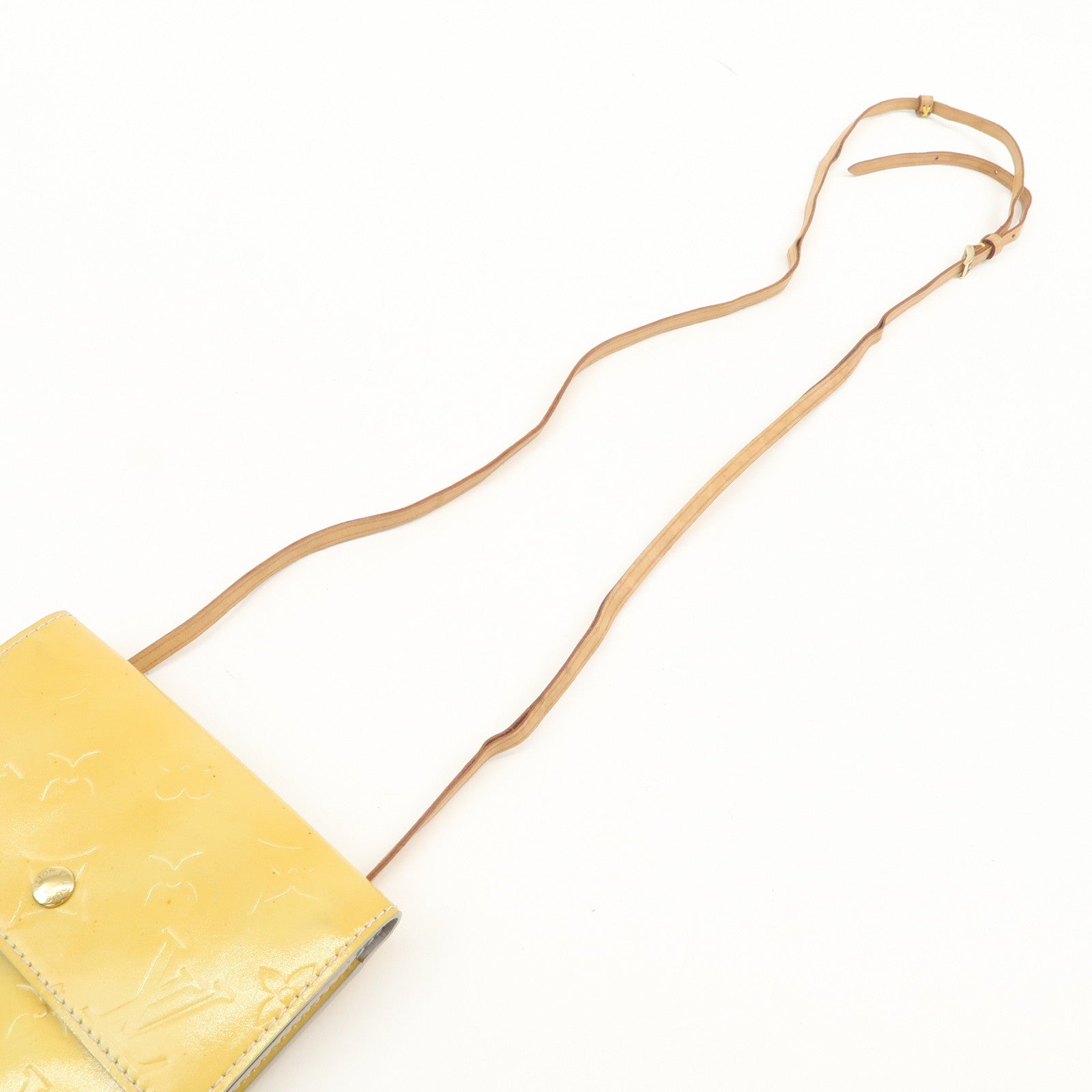 Louis Vuitton Monogram Vernis Kenmare Crossbody Bag Gris M91060