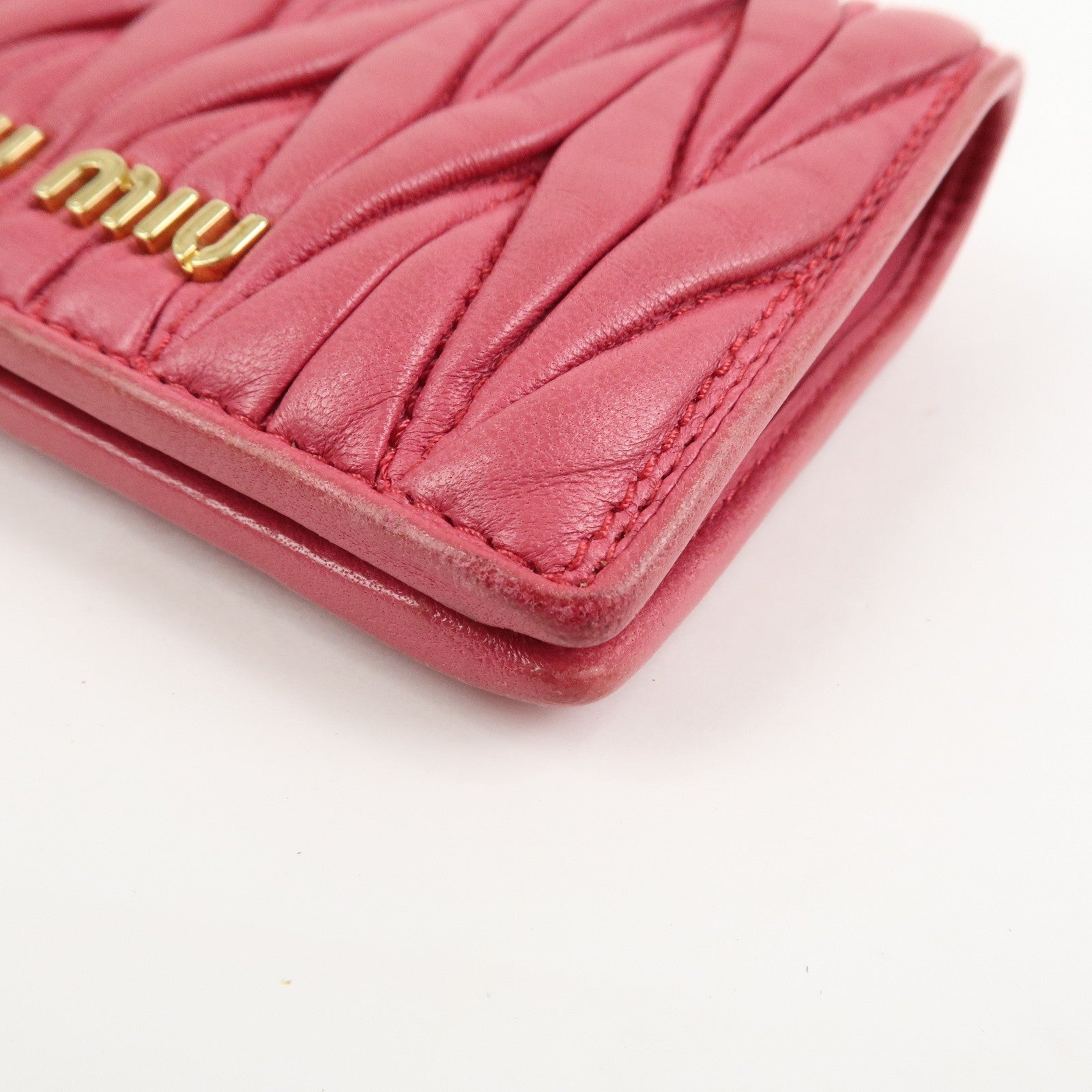 MIU MIU Matelasse Nappa Leather Compact Wallet Pink 5MV204