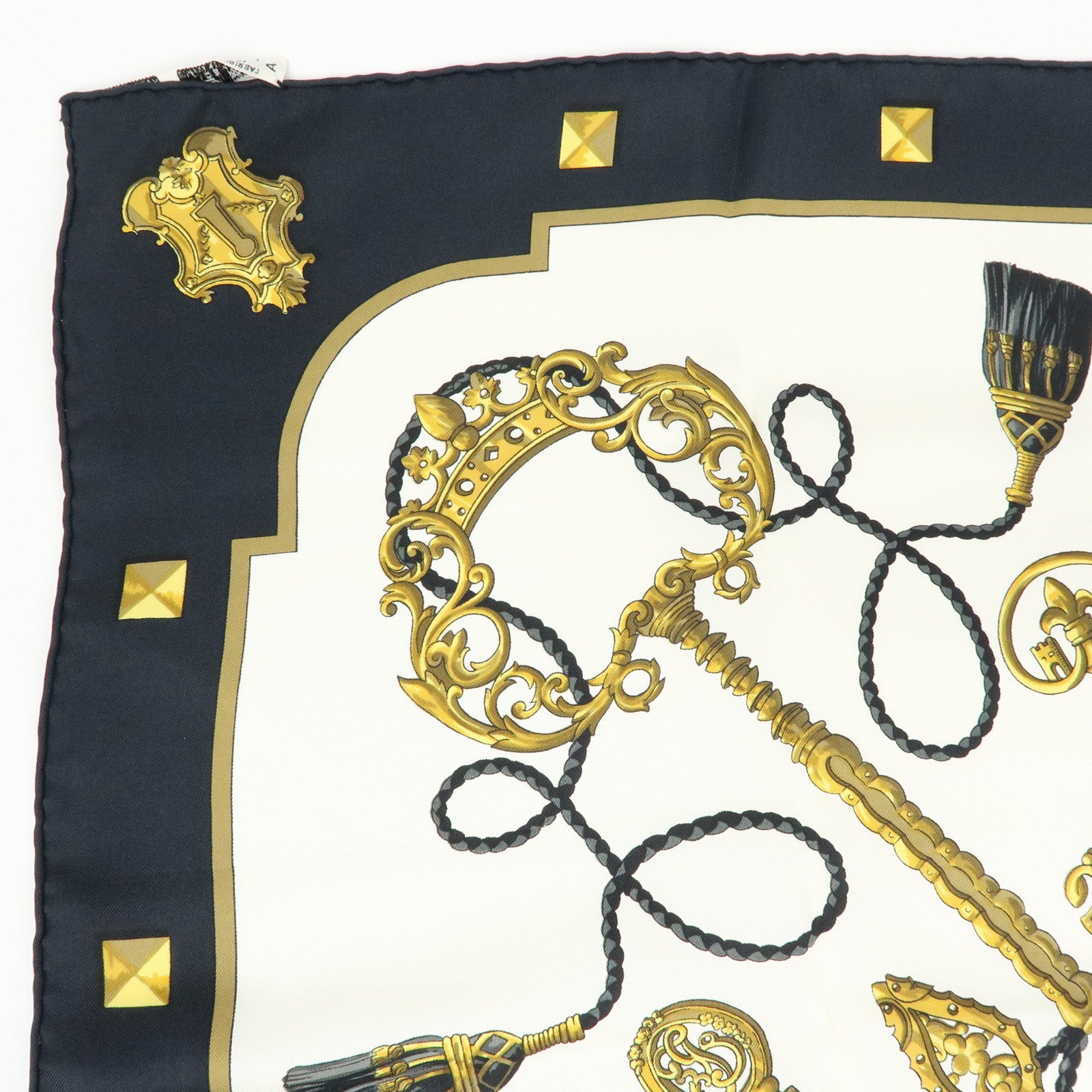 HERMES Carre 90 Silk 100% Scarf LES CLES THE KEYS RARE Black White