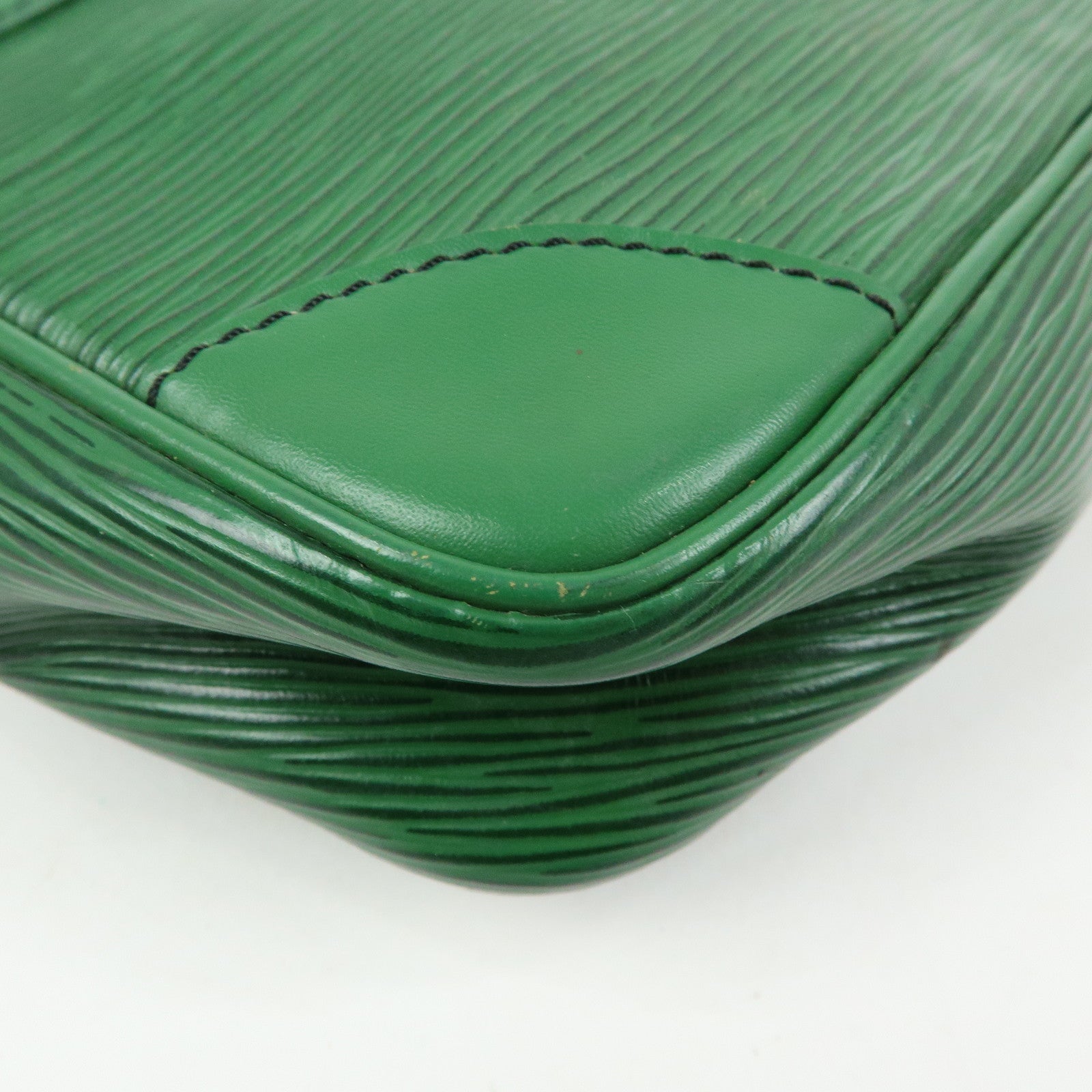 Louis Vuitton Epi Trocadero 24 Shoulder Bag Borneo Green M52304