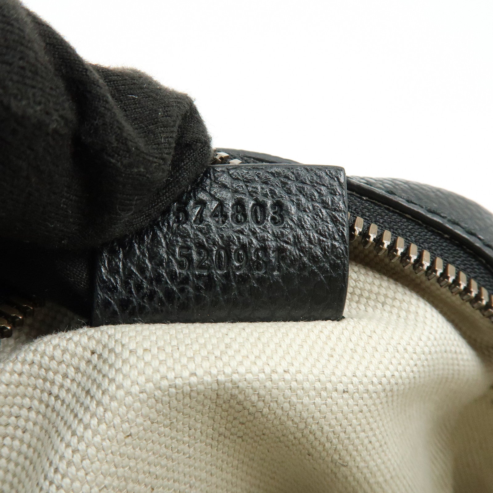 GUCCI Sherry Calf Leather Vintage Logo Shoulder Bag Black 574803