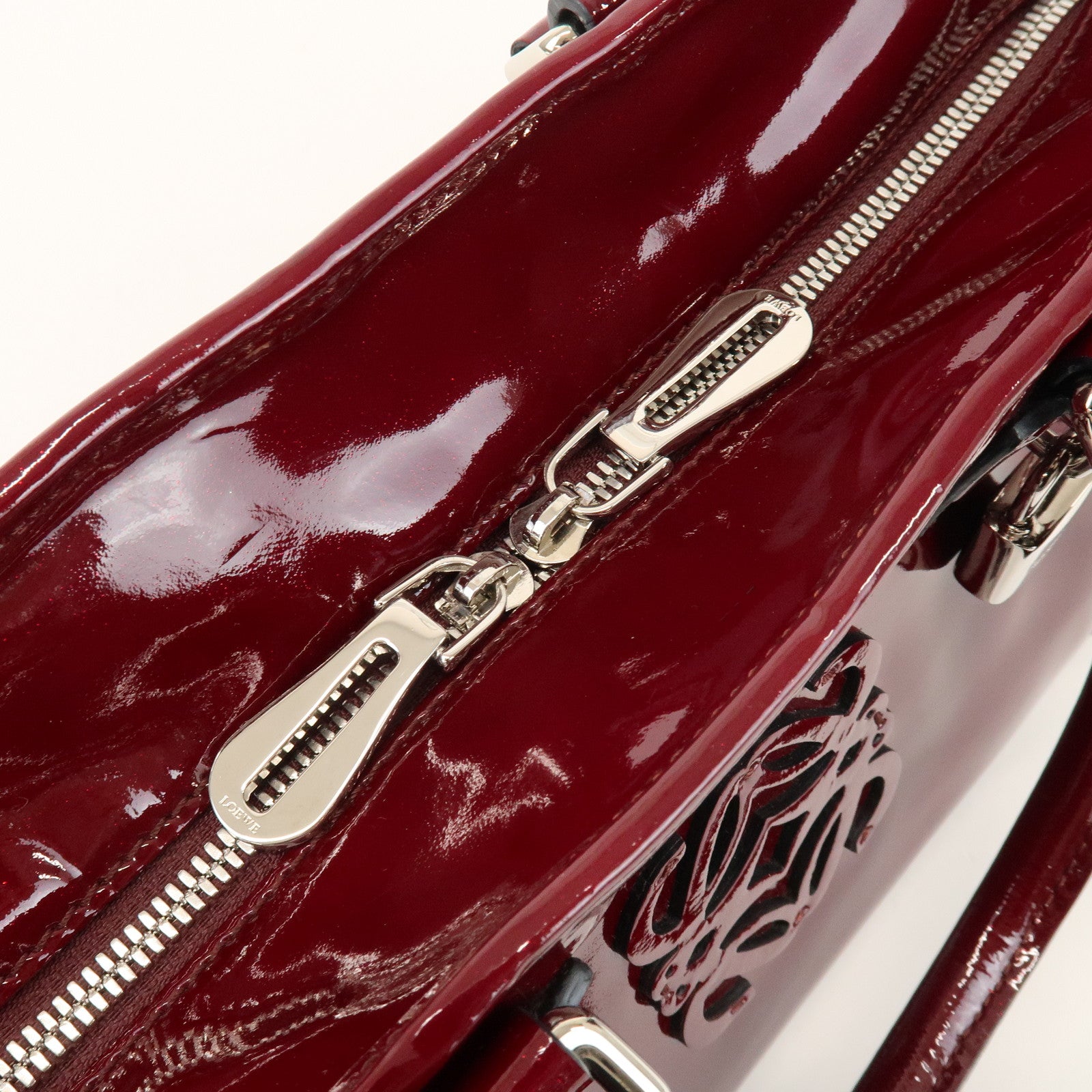 LOEWE Anagram Amazona 32 Patent Leather Hand Bag Burgundy