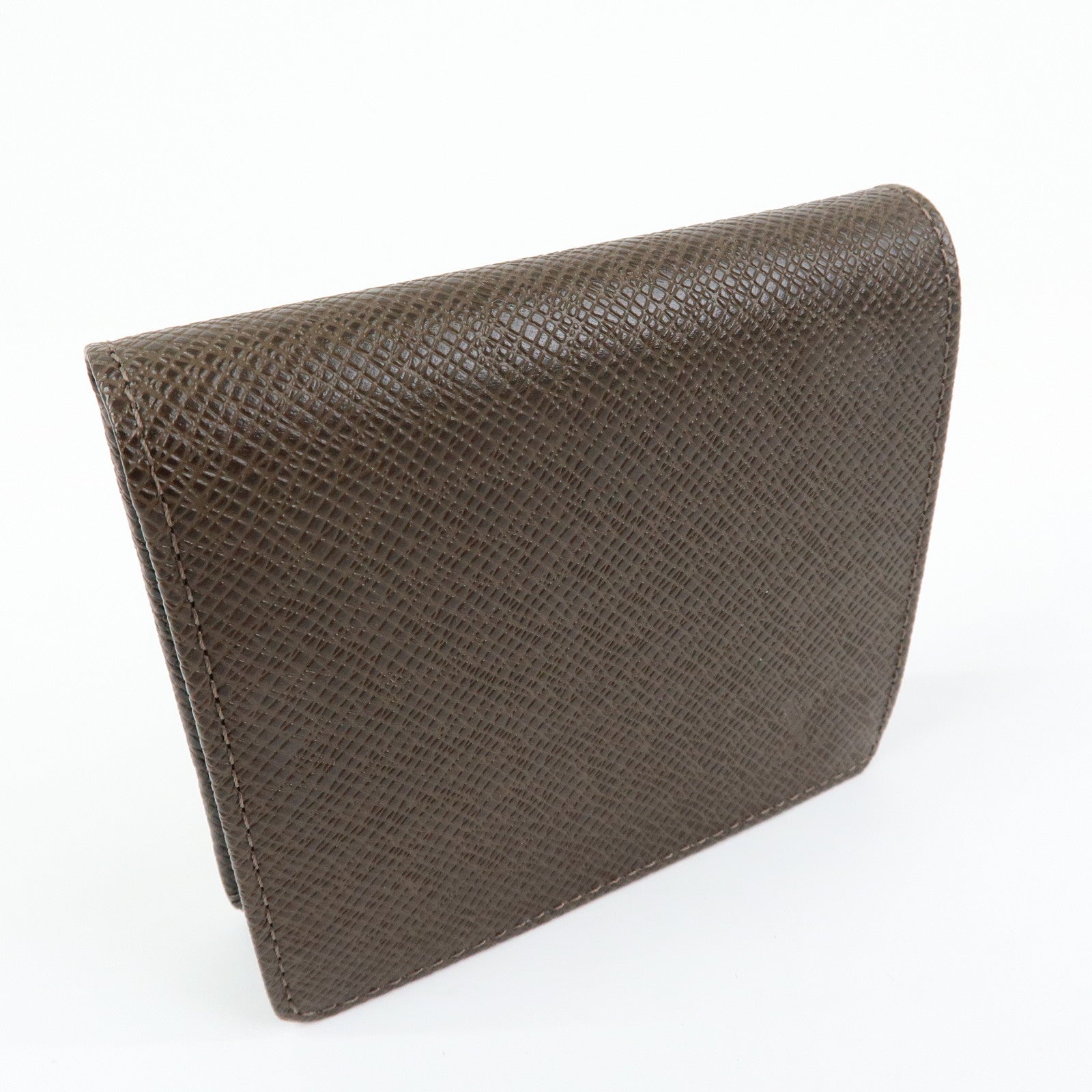 Louis Vuitton Taiga Porte 3 Cartes Credit Bi-fold Wallet M30458
