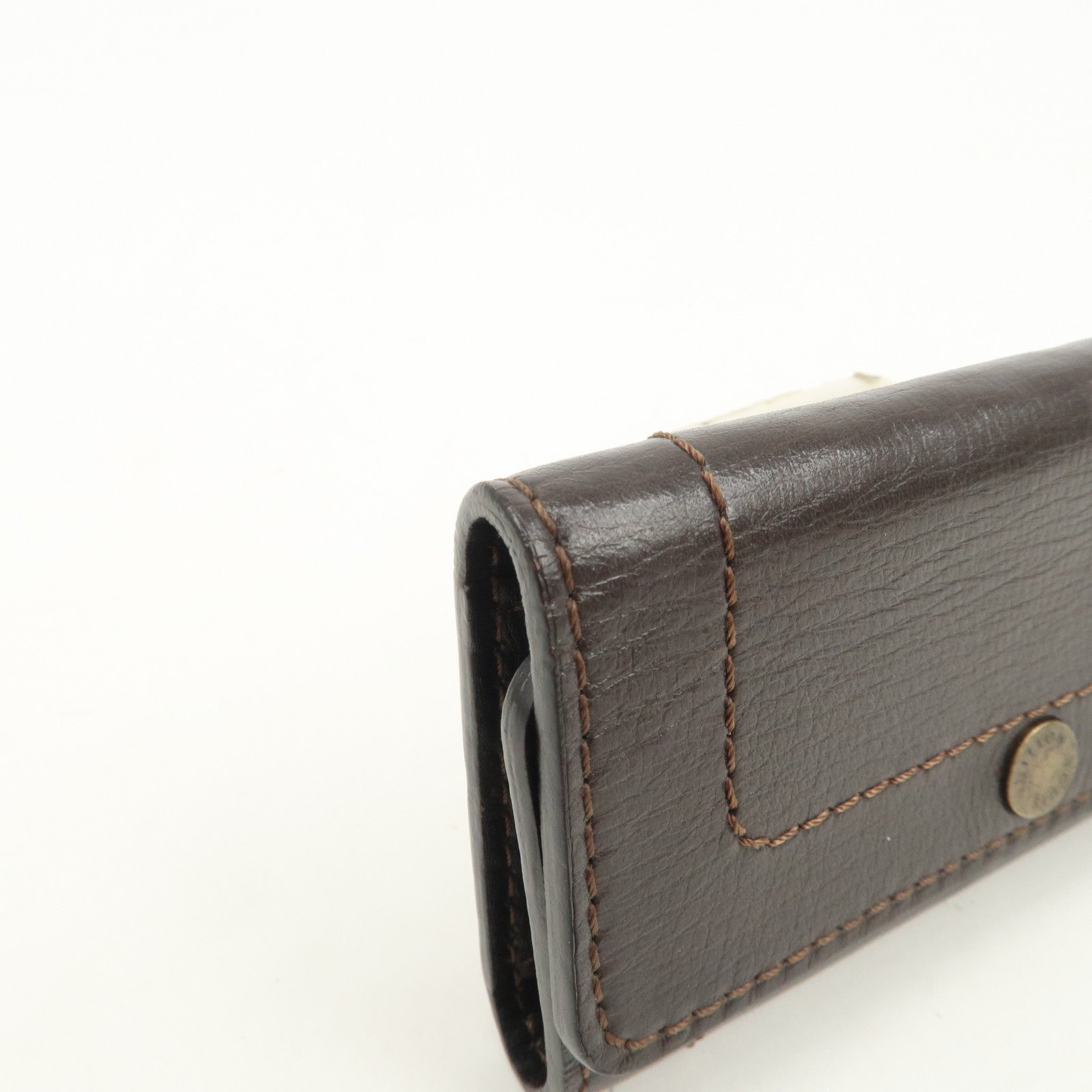 Louis Vuitton Utah Leather Multicles 6 Key Case Cafe M95539
