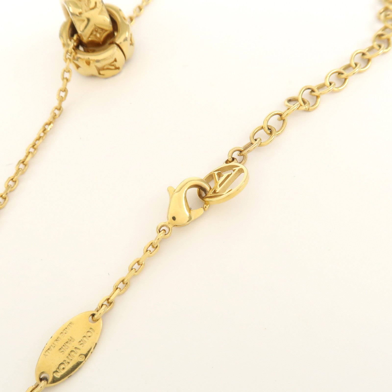 Louis Vuitton Collier Pillow Nanogram Metal Gold Necklace M00782