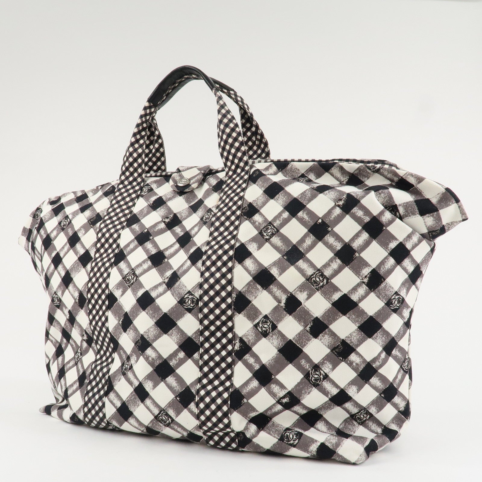 CHANEL Cruise Line COCO Mark Plaid Tote Bag Shoulder Black White Used