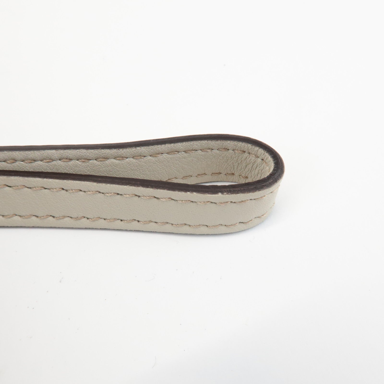 GUCCI Guccissima Leather Pouch Wrist Bag Ivory 212203