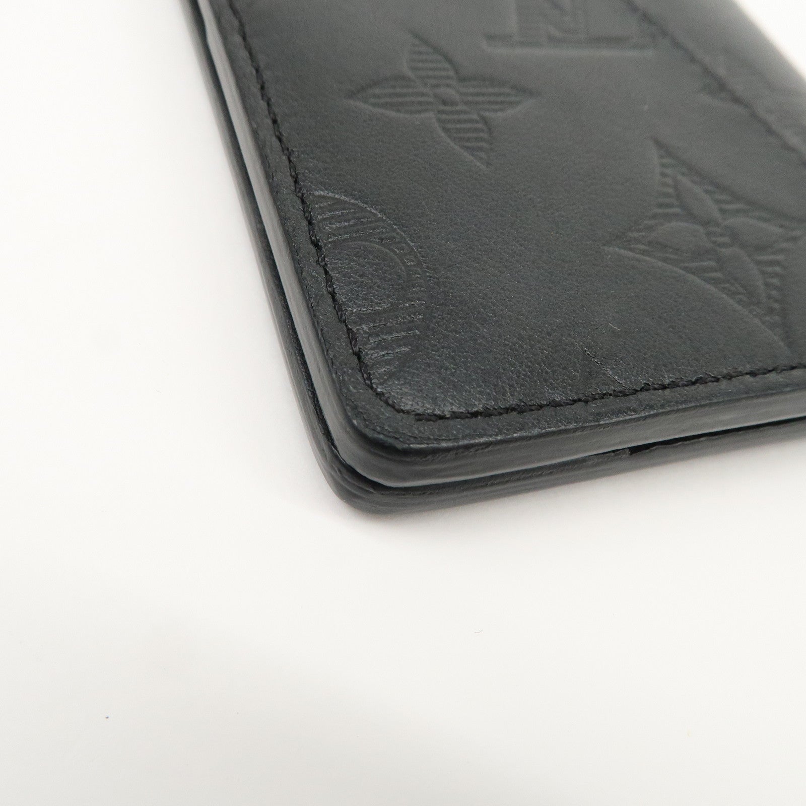 Louis Vuitton Monogram Shadow Leather Card Case Organizer Noir M62899