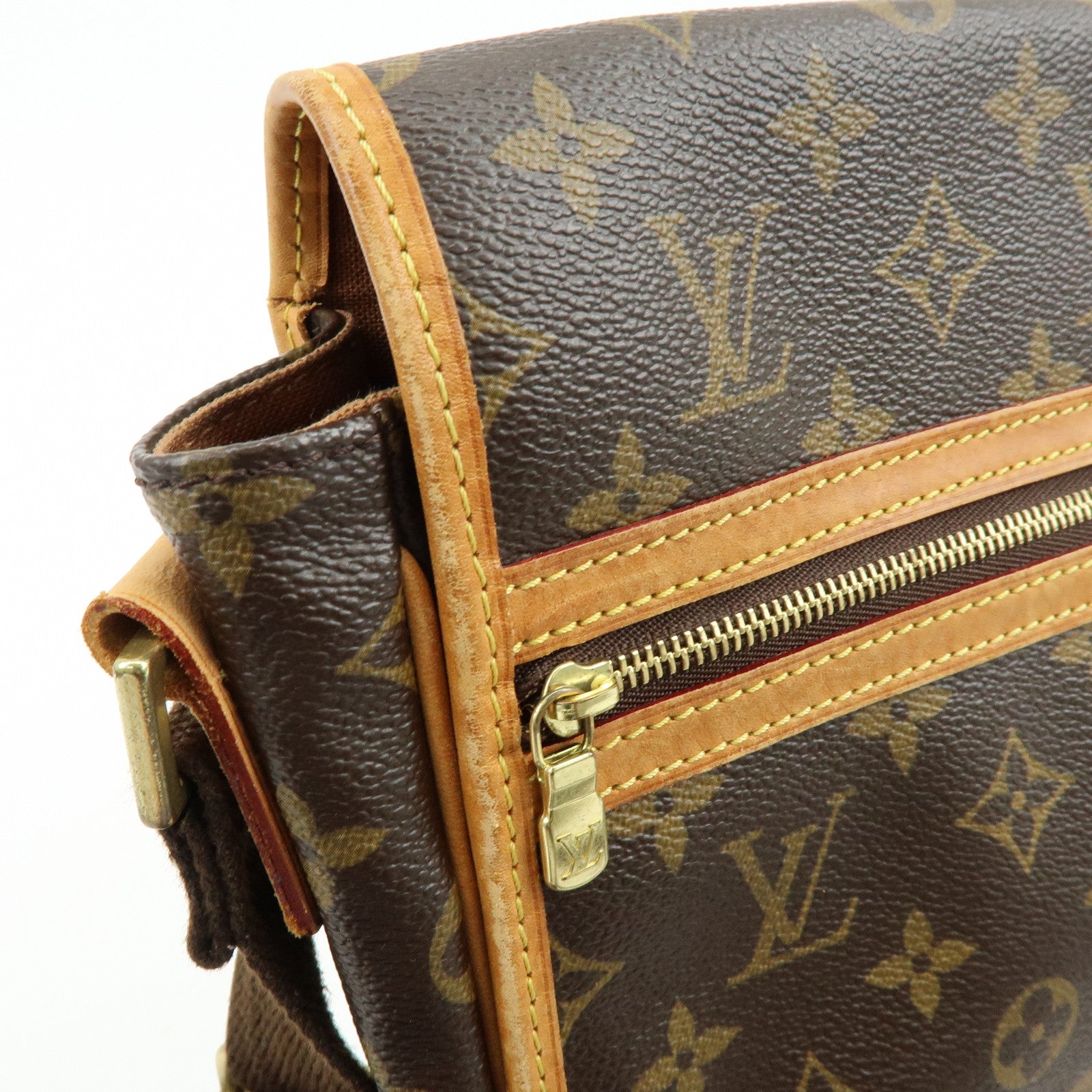 Louis Vuitton Monogram Messenger Bosphore PM Shoulder Bag M40106