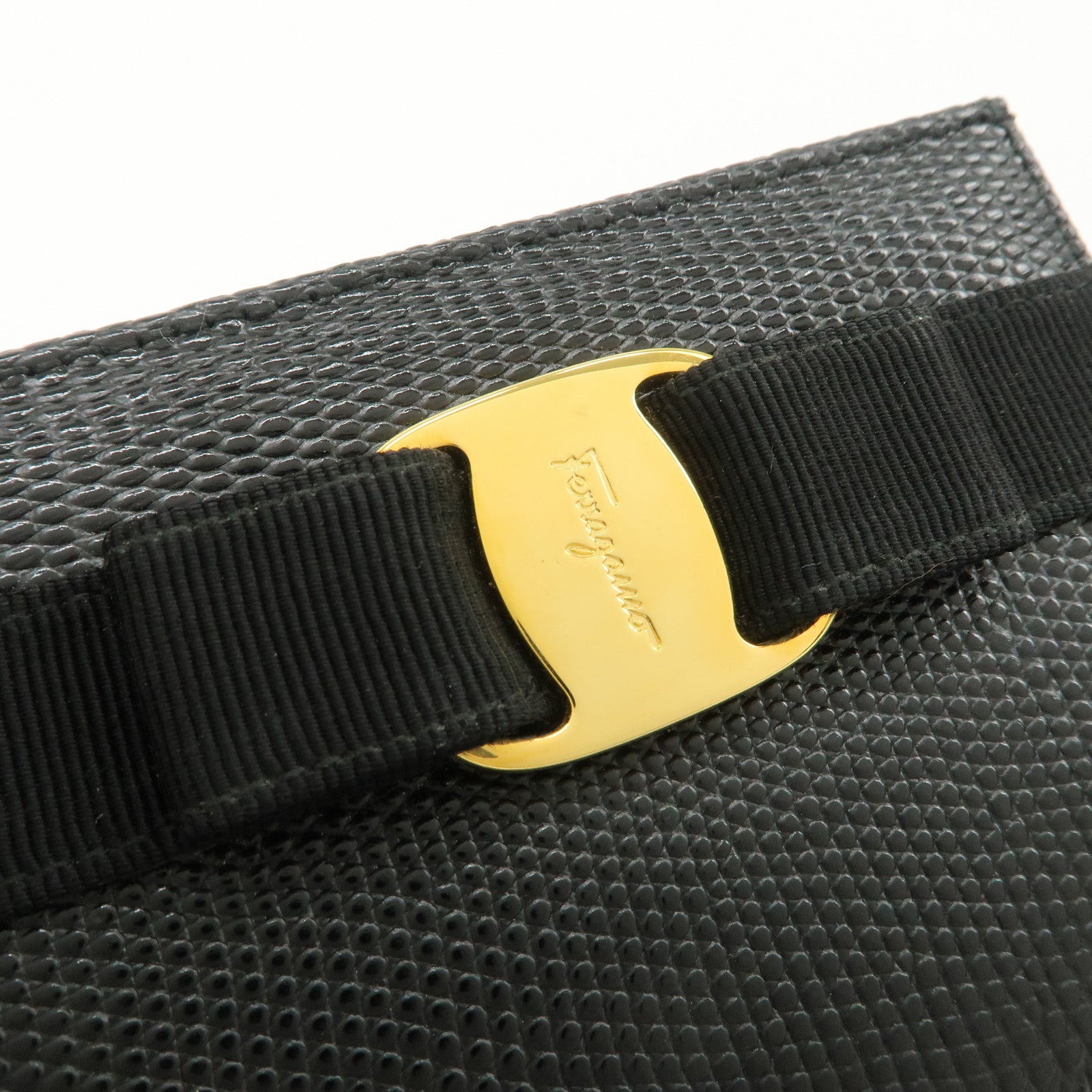 Ferragamo Vara Ribbon Leather Pouch Black
