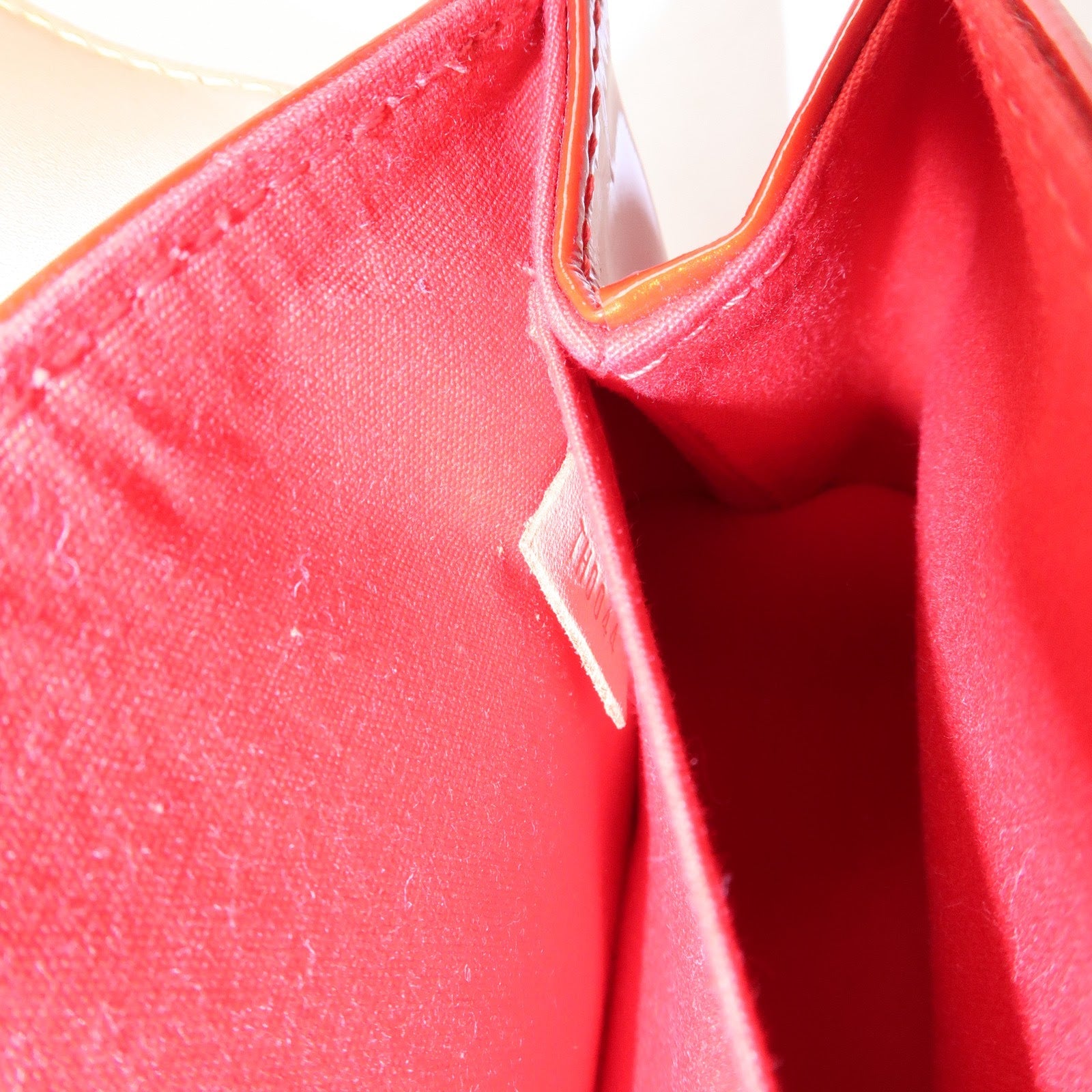 Louis Vuitton Monogram Vernis Leather Biscayne Bay PM Shoulder Bag