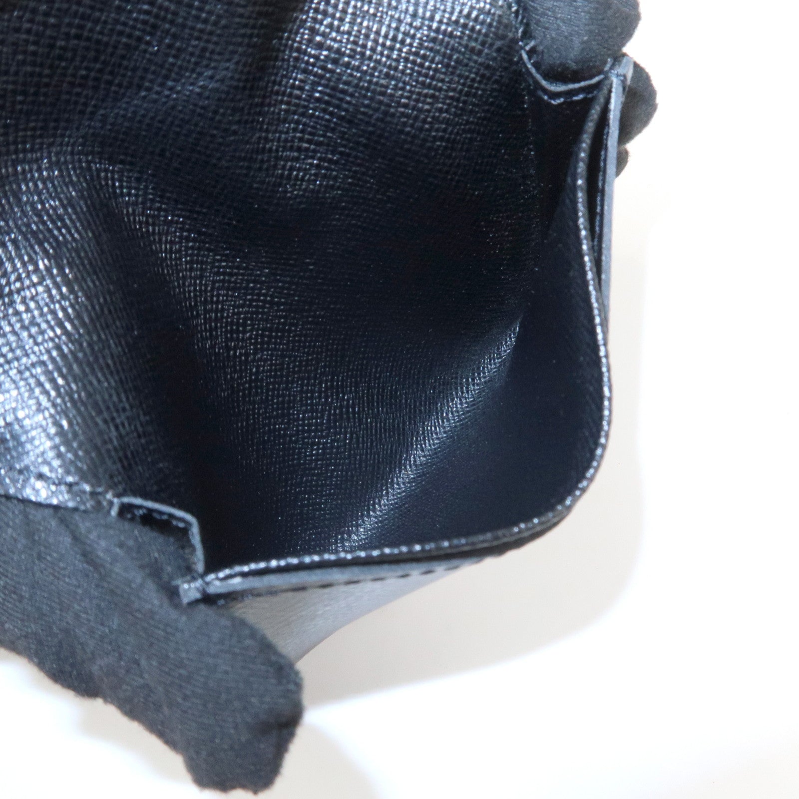 Louis Vuitton Taiga Enveloppe Cartes de Visite Card Case M30922