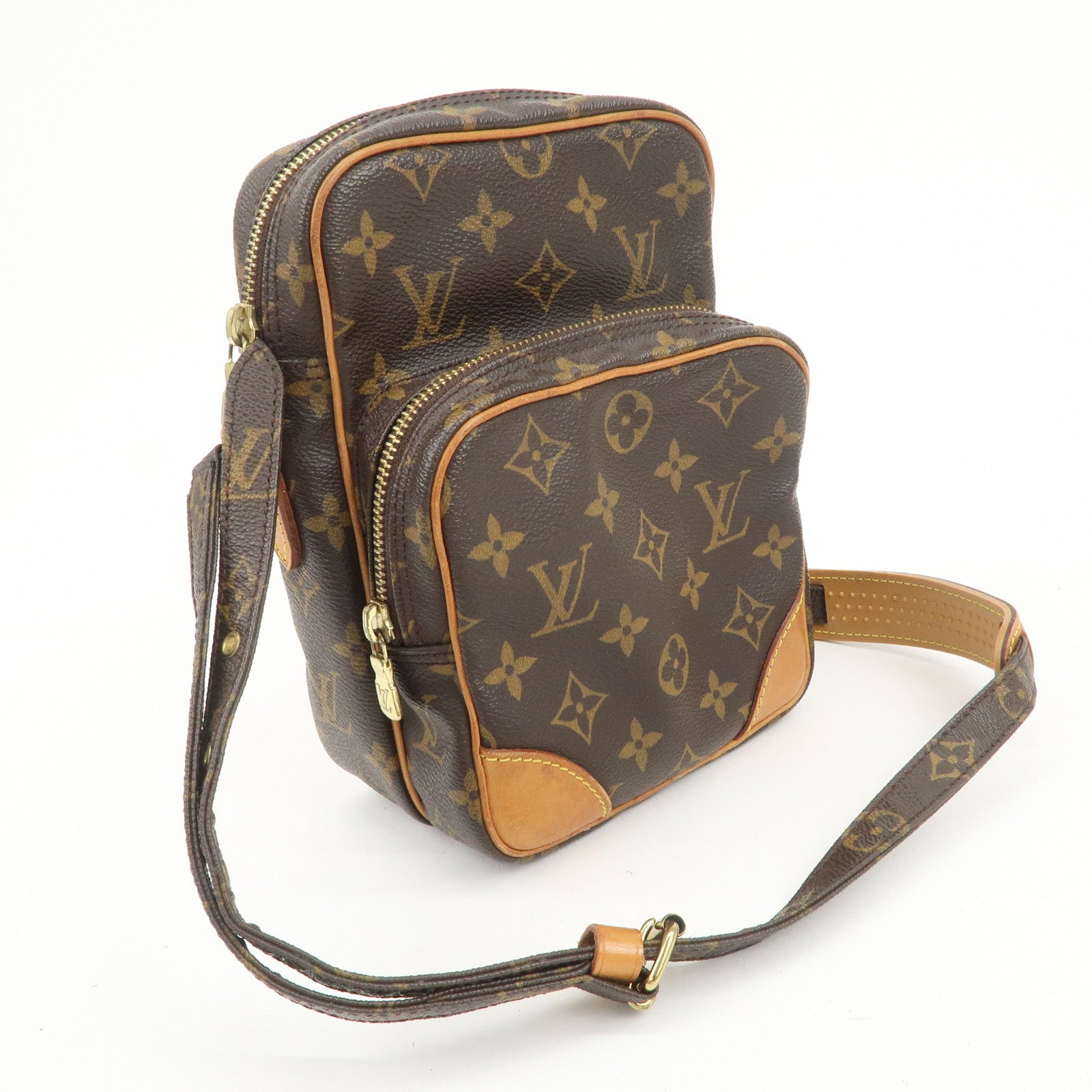Louis Vuitton Monogram Amazone Shoulder Bag Crossbody Bag M45236