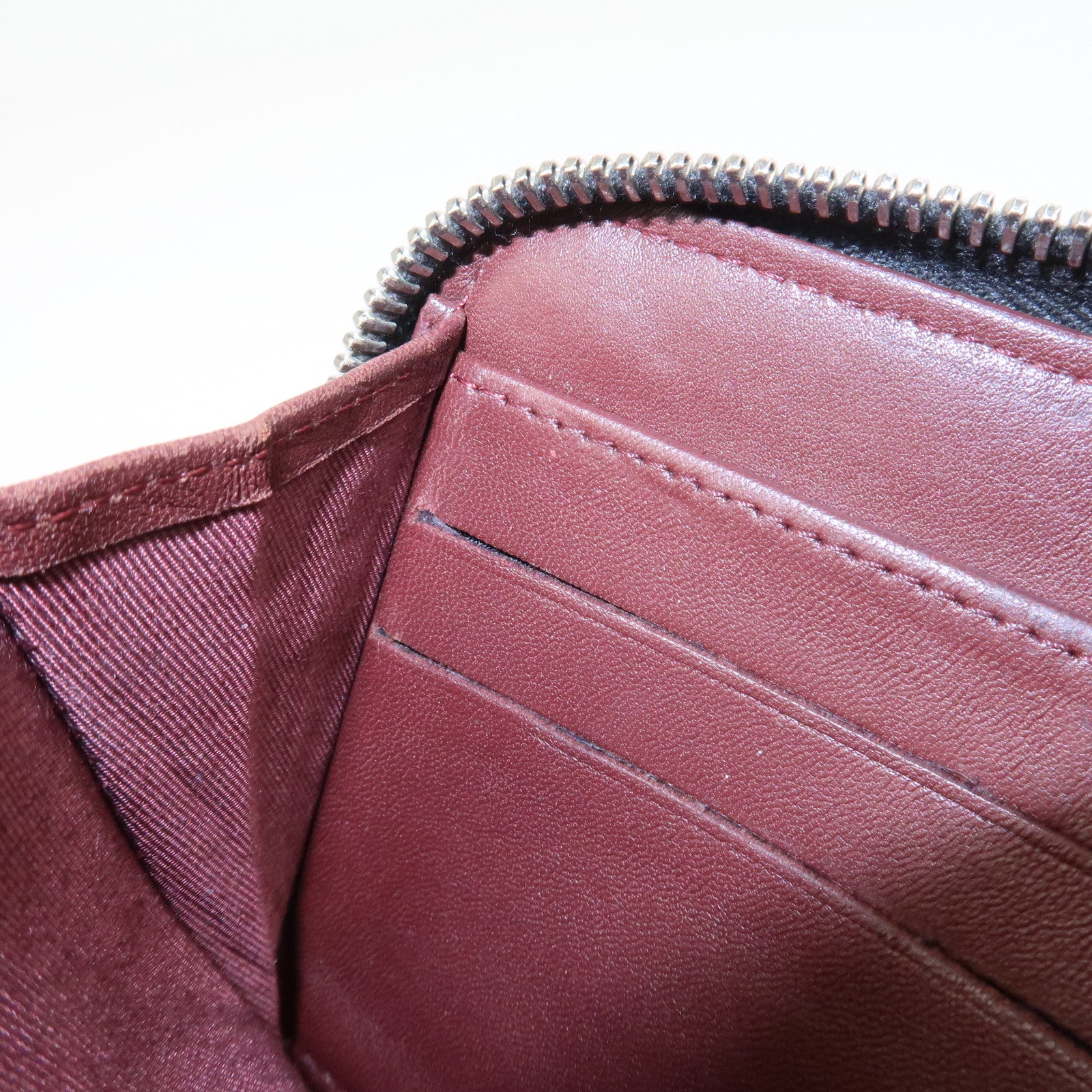 CHANEL Matelasse Lamb skin Leather Round Zippy Wallet Black Silver