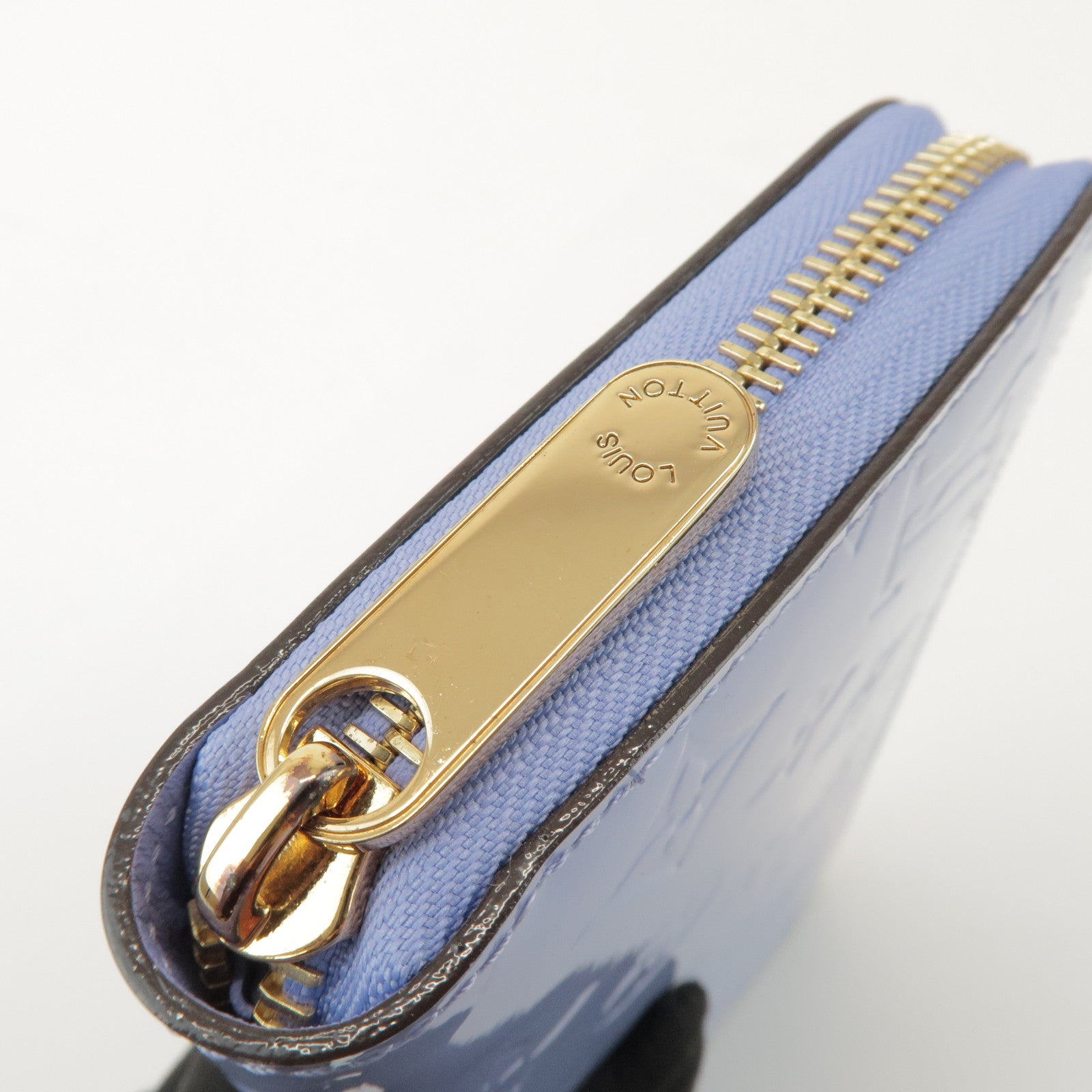 Louis Vuitton Monogram Vernis Round Zippy Wallet Lilas M90141