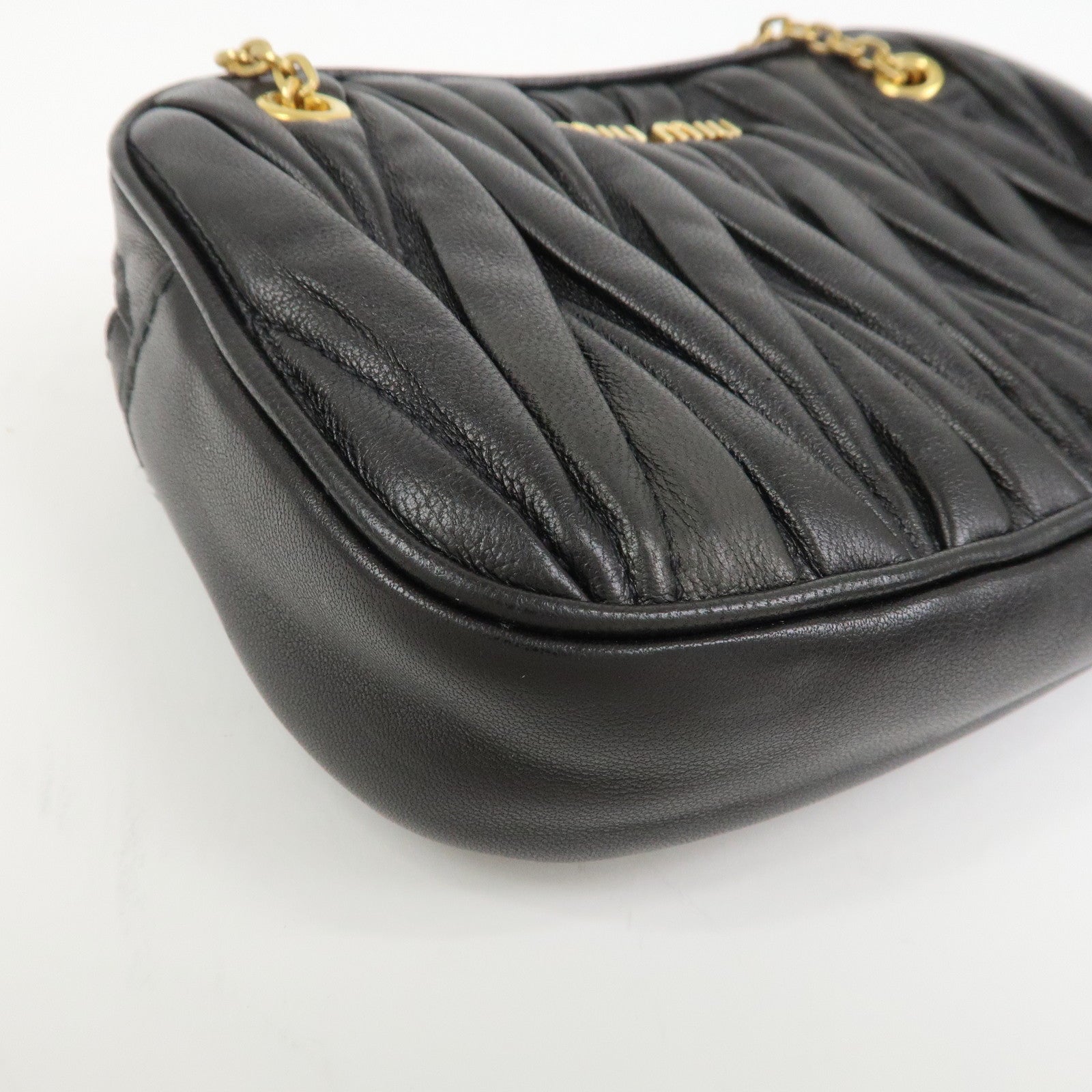MIU MIU Matelasse Nappa Leather Accessory Chain Pouch Black 5ND001