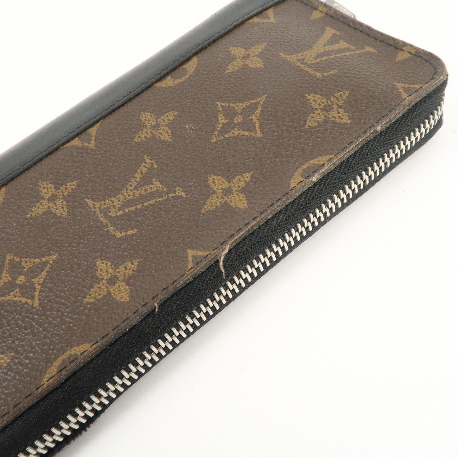 Louis Vuitton Monogram Macassar Zippy Wallet Vertical M60109