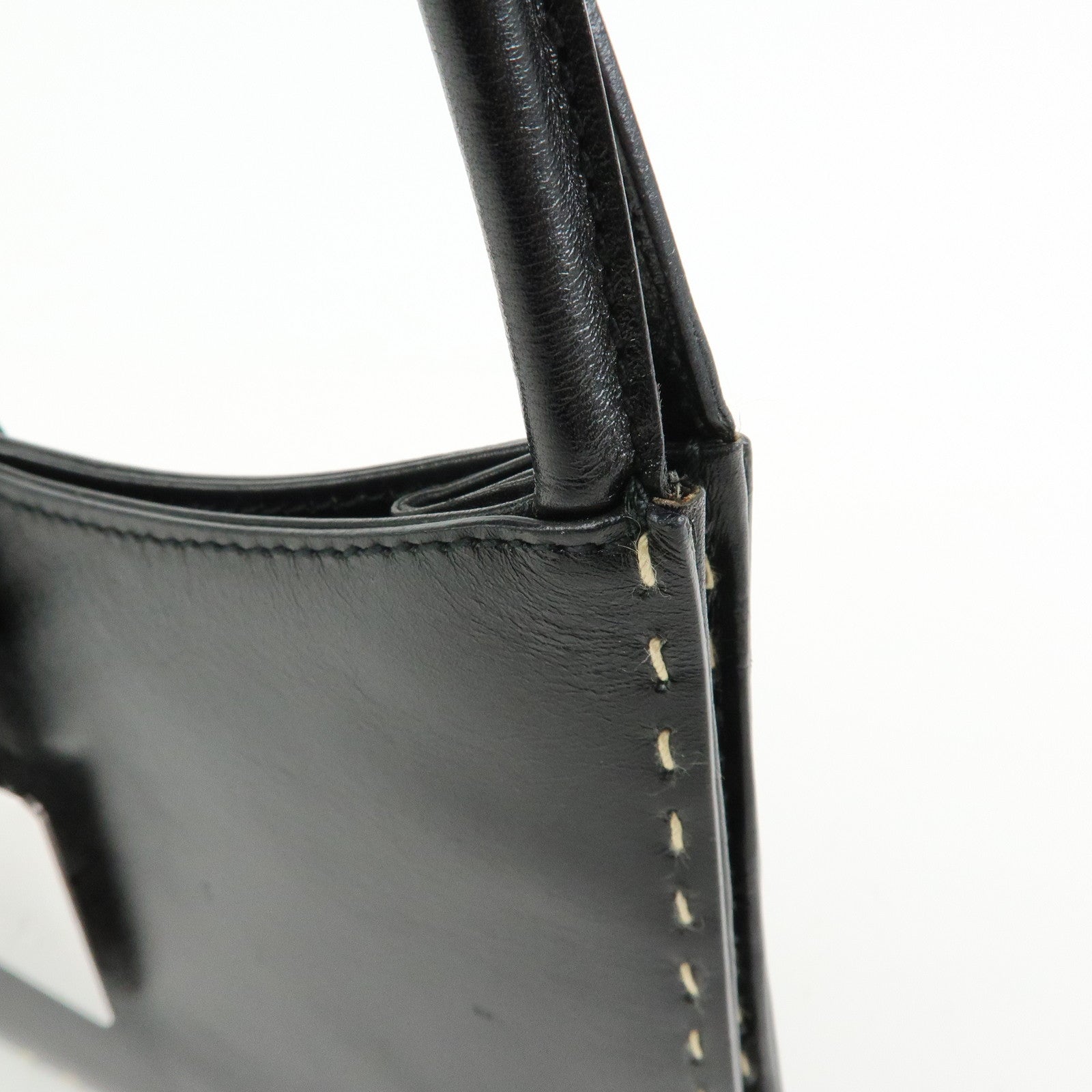 GUCCI Logo Plate Leather Hand Shoulder Bag Black 001・4279・204990