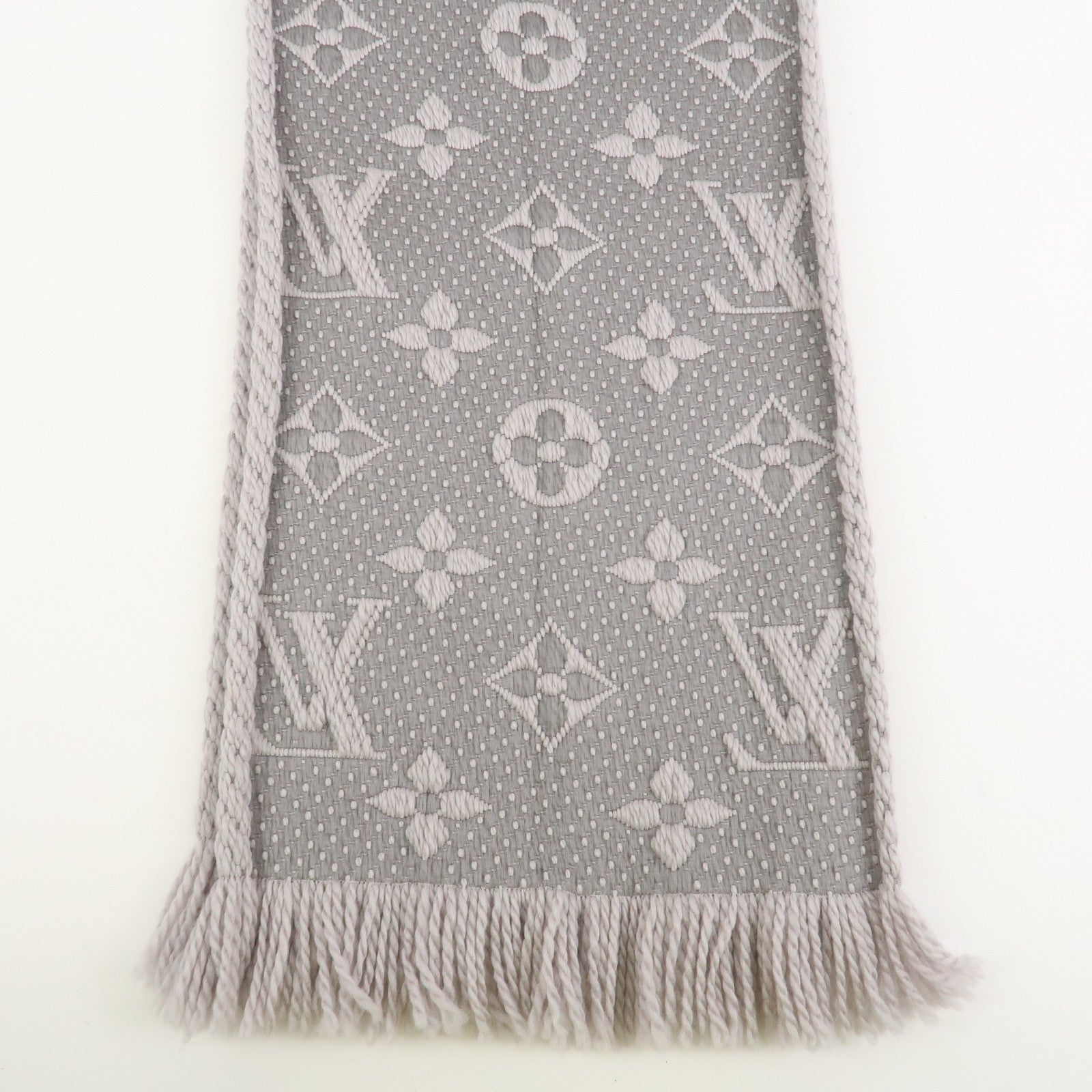 Louis Vuitton Monogram Escharp Logomania Scarf Gris Perle M74742