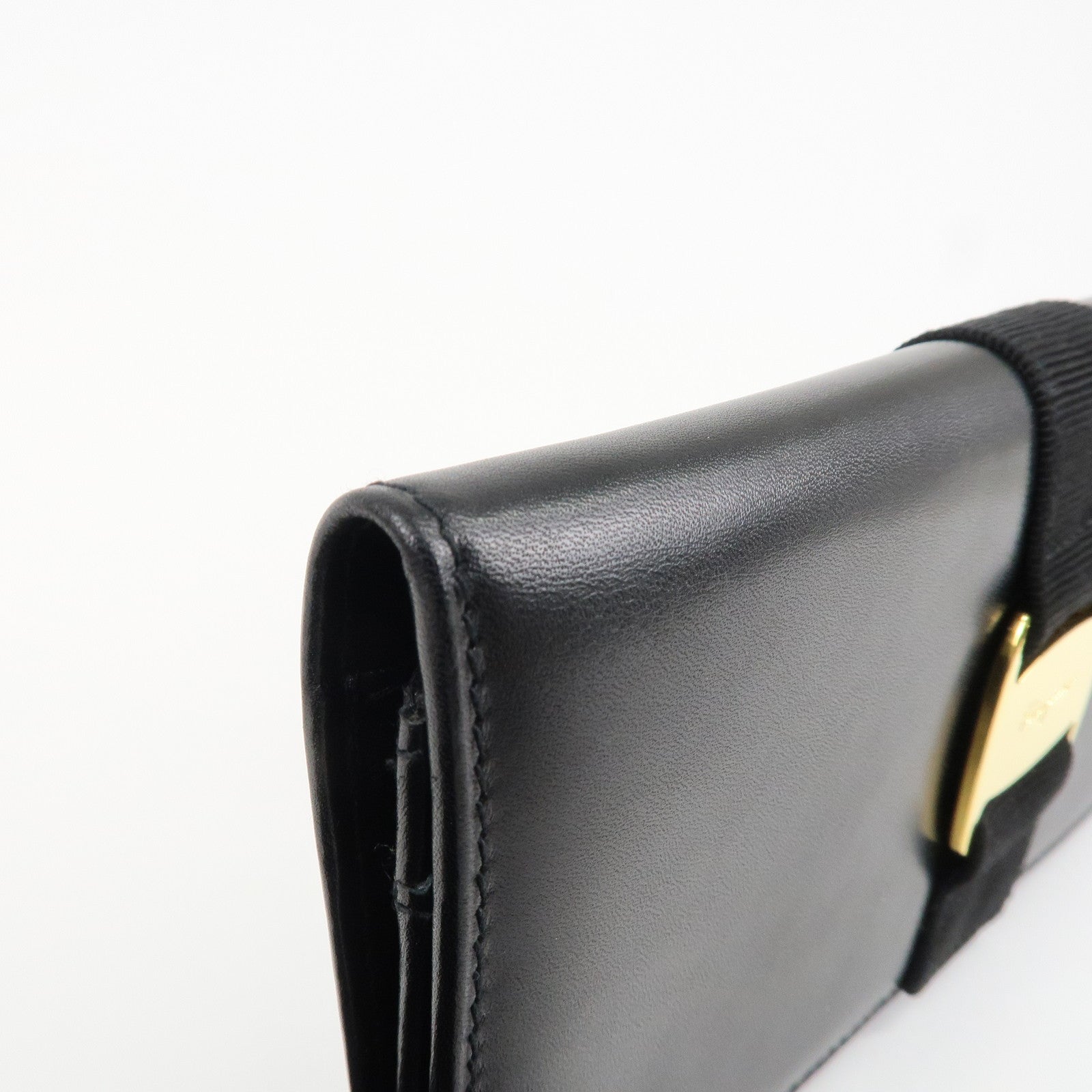 Ferragamo Vara Ribbon Leather Bi-fold Long Wallet Black Gold HDW Used