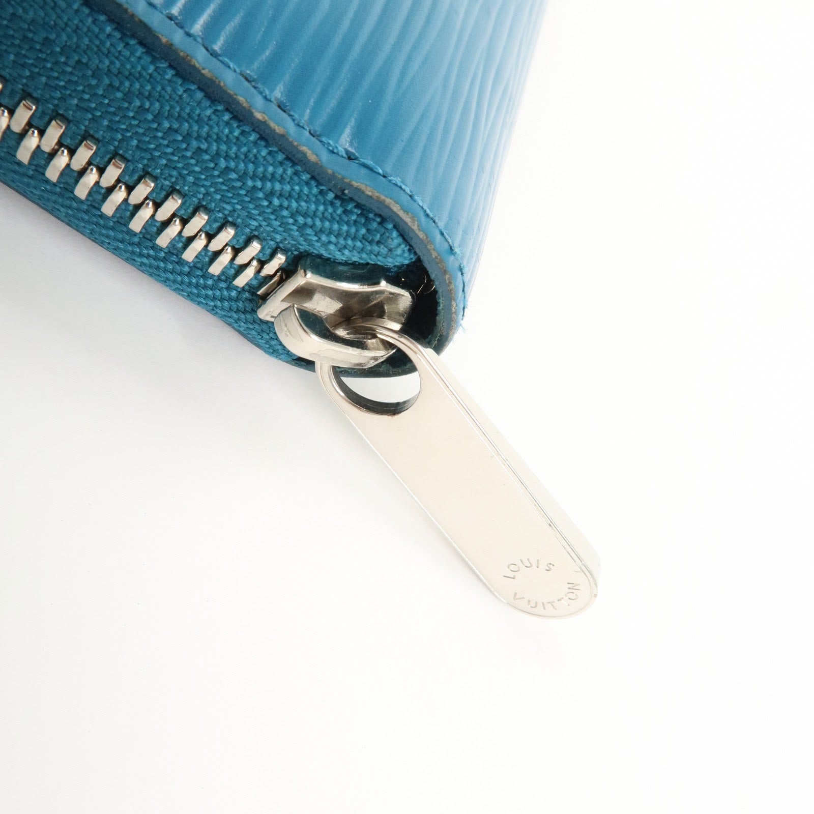 Louis Vuitton Epi Leather Zippy Long Wallet Cyan Blue M60311