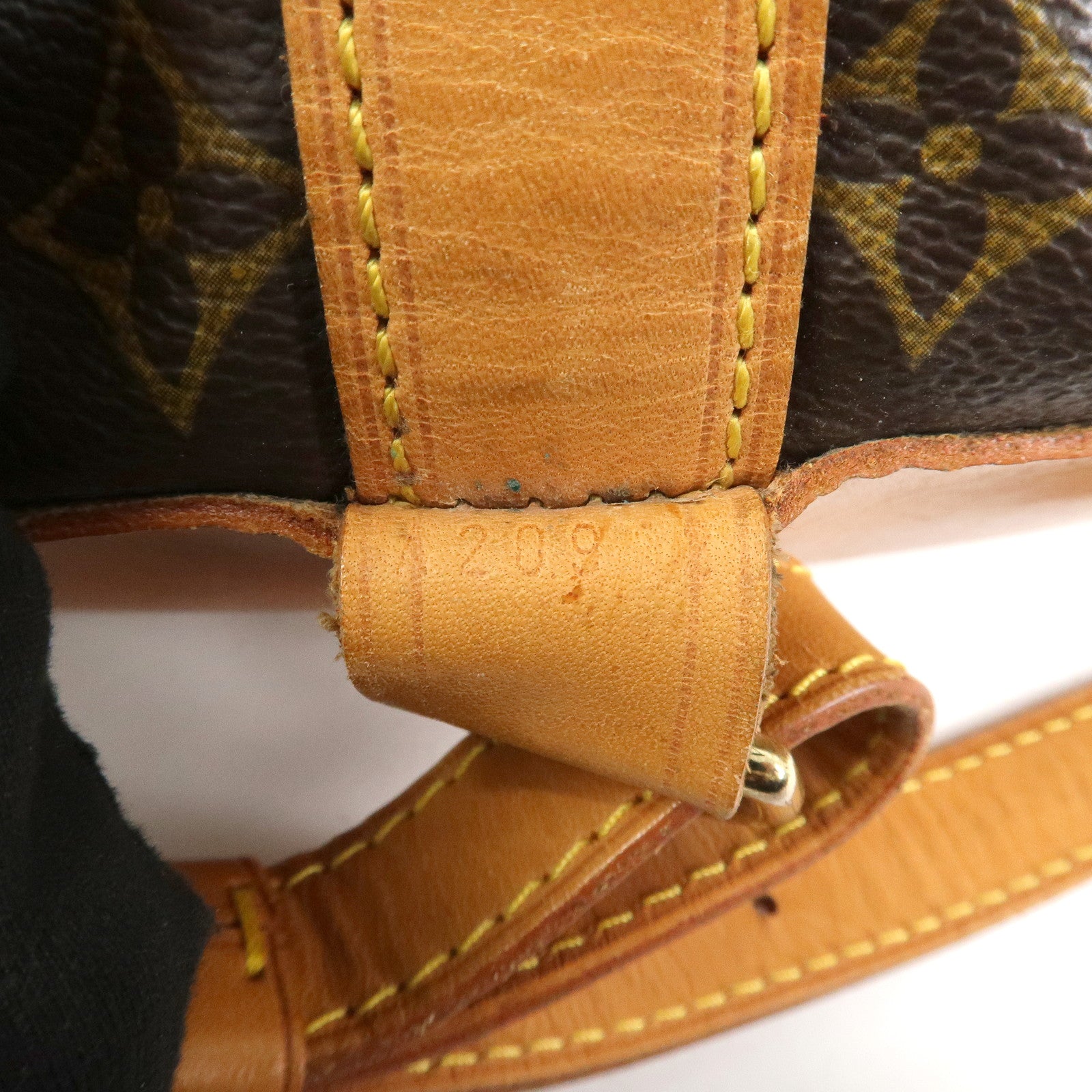 Louis Vuitton Monogram Randonnee GM Shoulder Bag Brown M42244