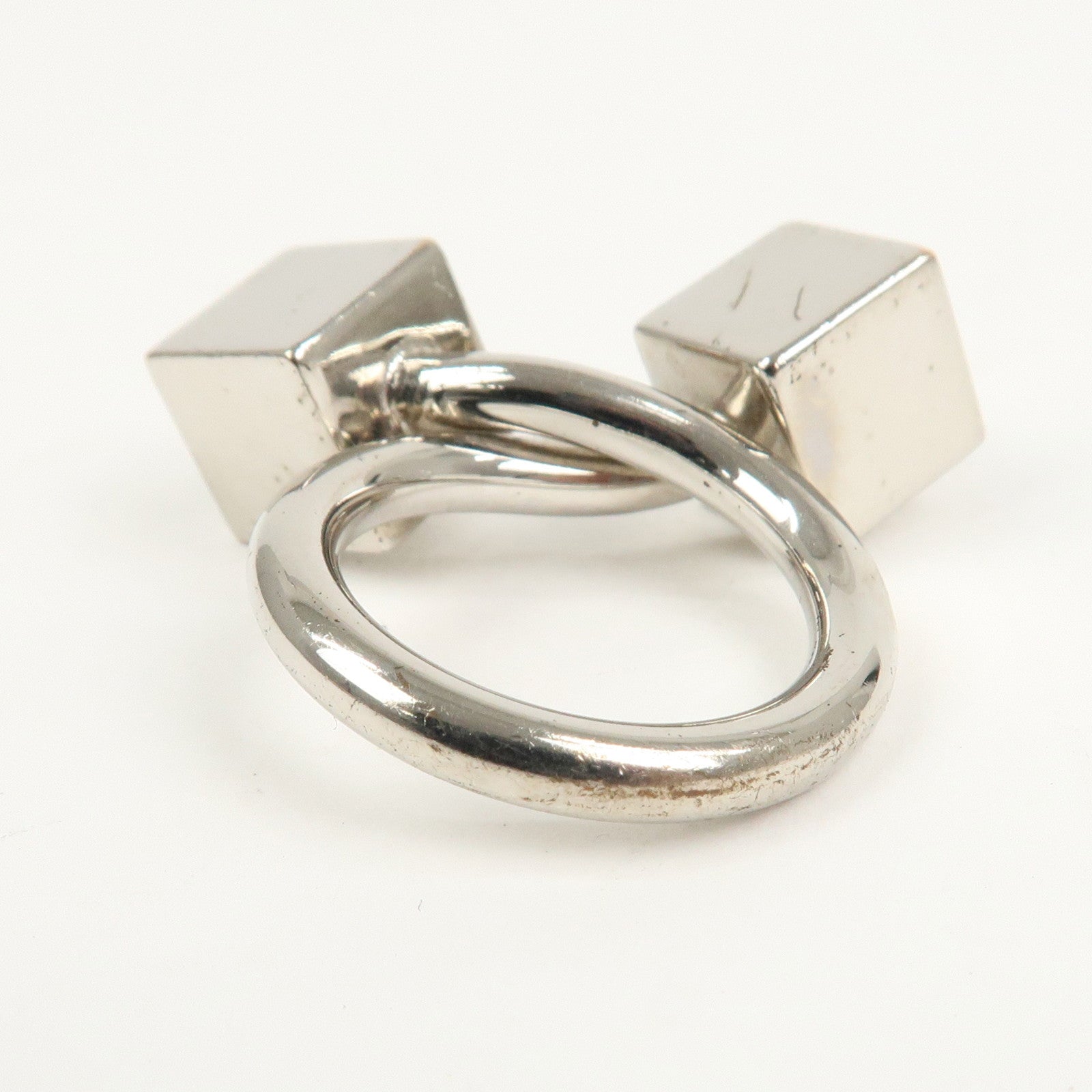 Louis Vuitton Logo Metal Cube Scarf Ring Silver