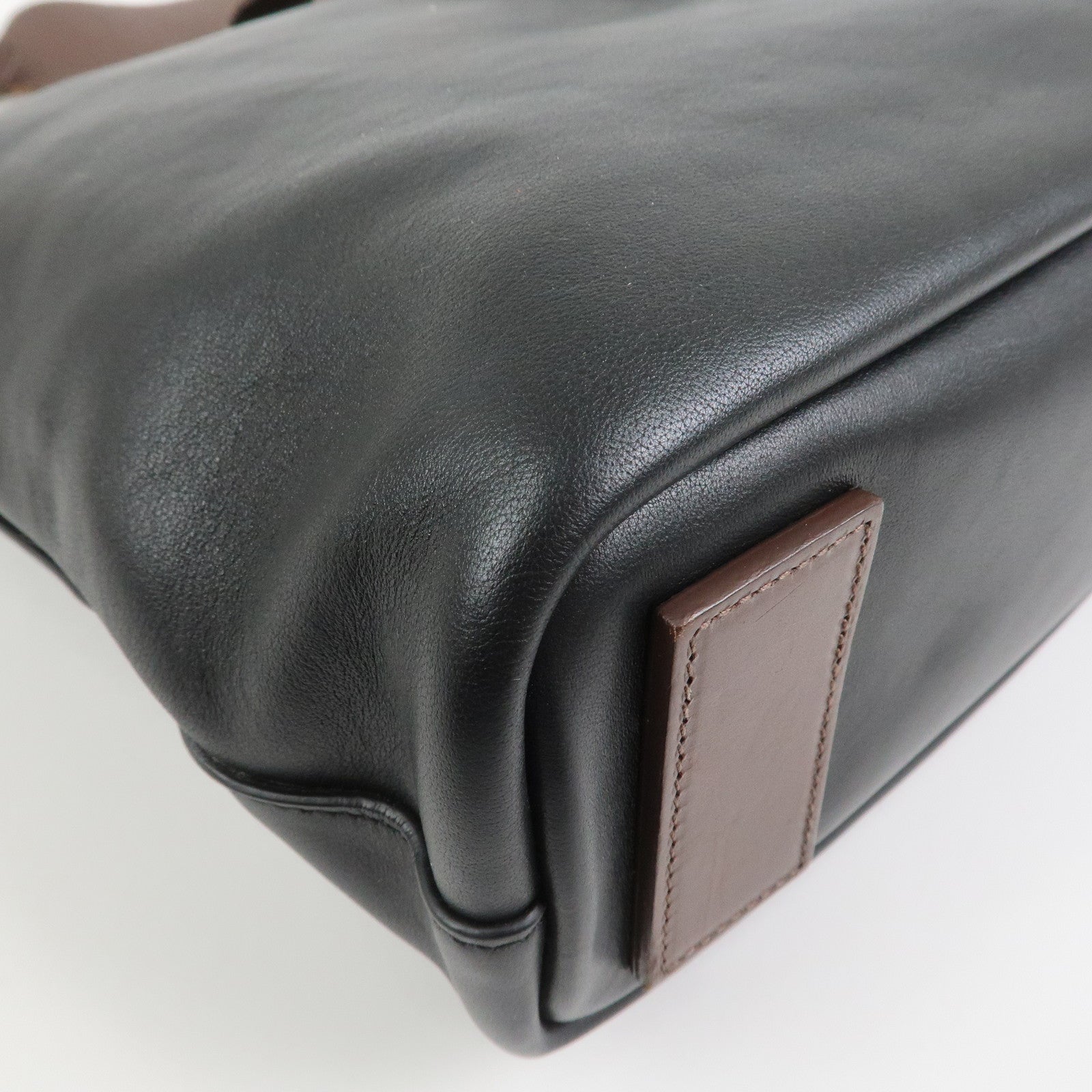 SAINT LAURENT PARIS Leather Shoulder Bag Black Brown