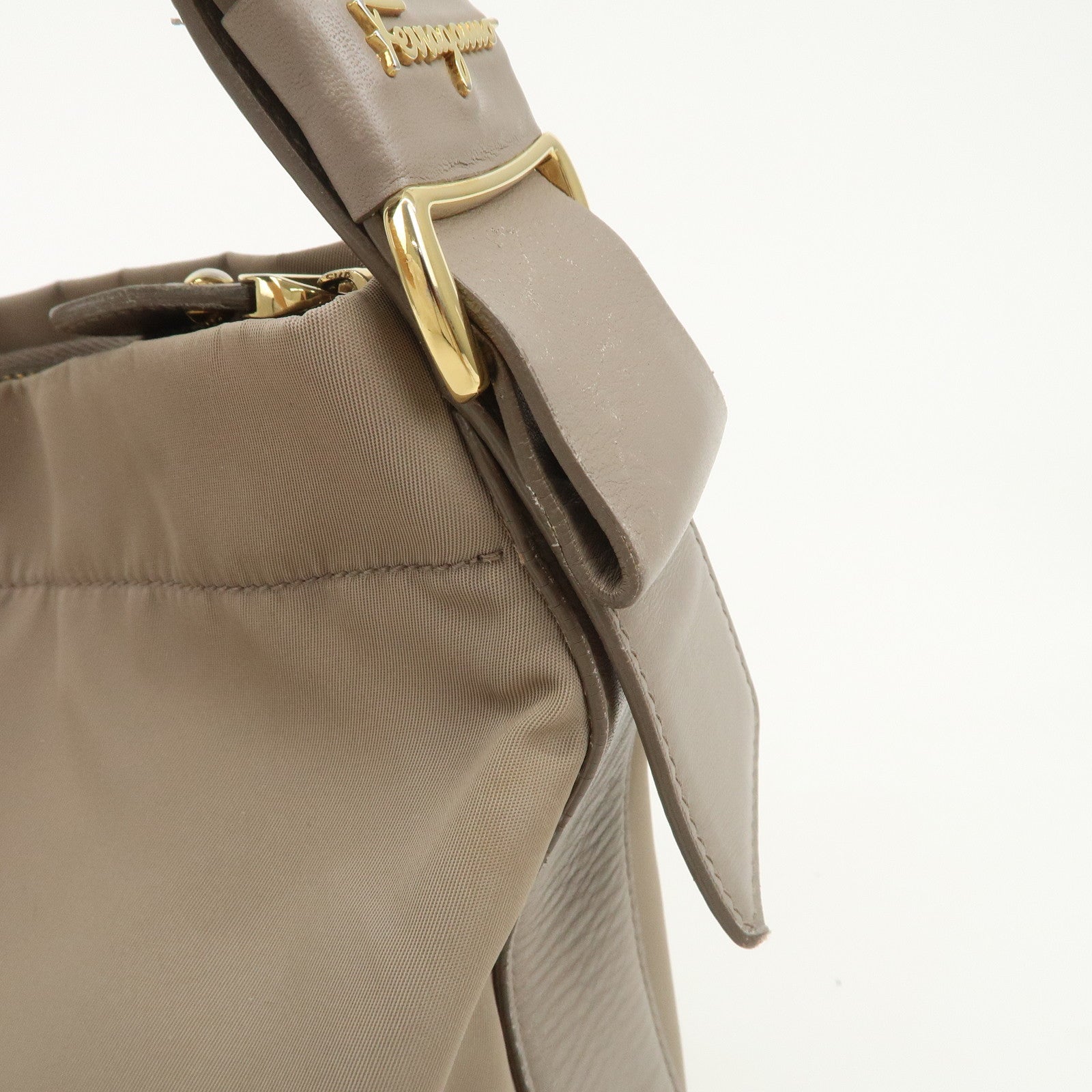 Ferragamo Vara Ribbon Nylon Leather Shoulder Bag Hand Bag Gray