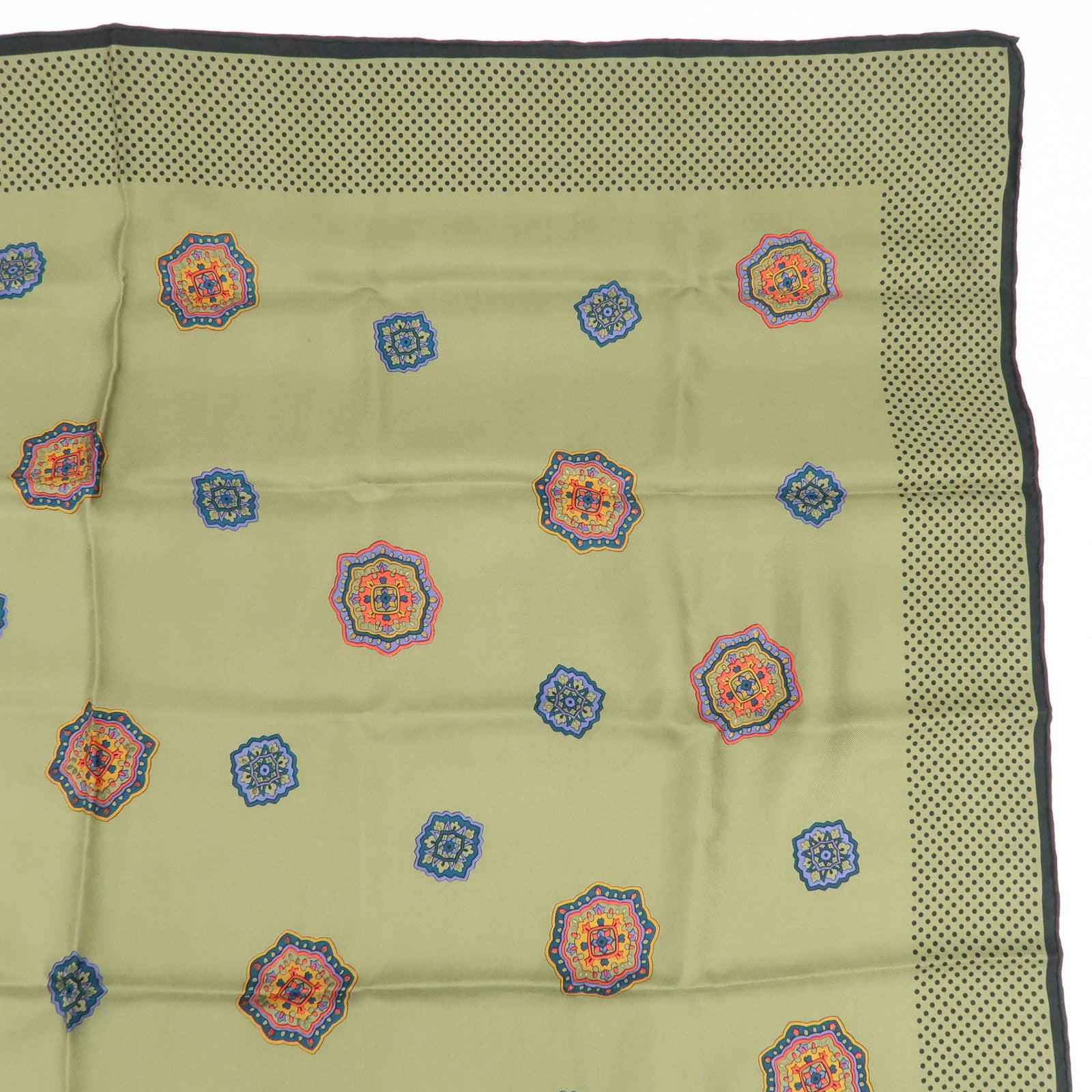 Christian Dior Silk 100 % 90ﾃ・0 Scarf Stole Khaki