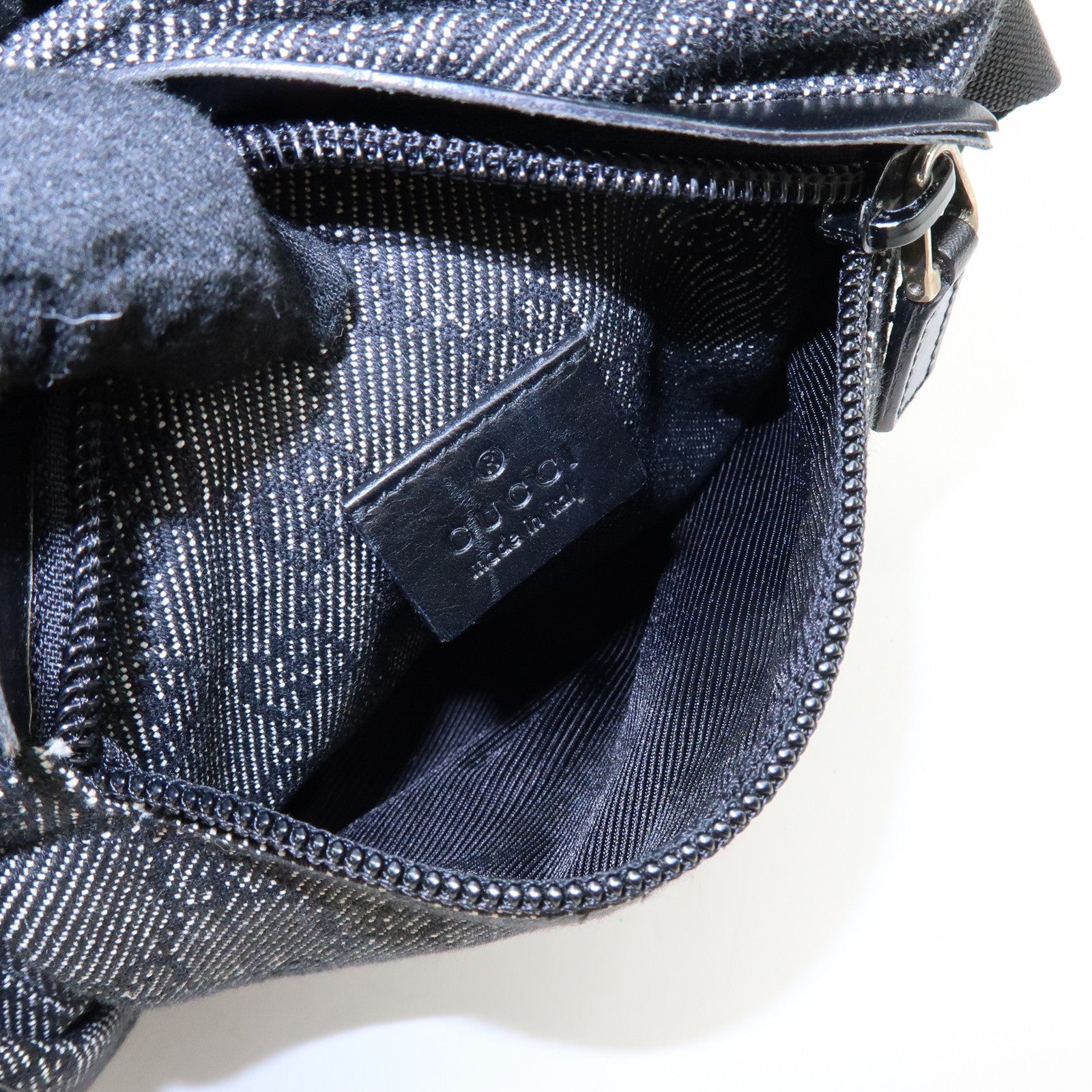 GUCCI GG Denim Leather Waist Bag Crossbody Bag Black 28566
