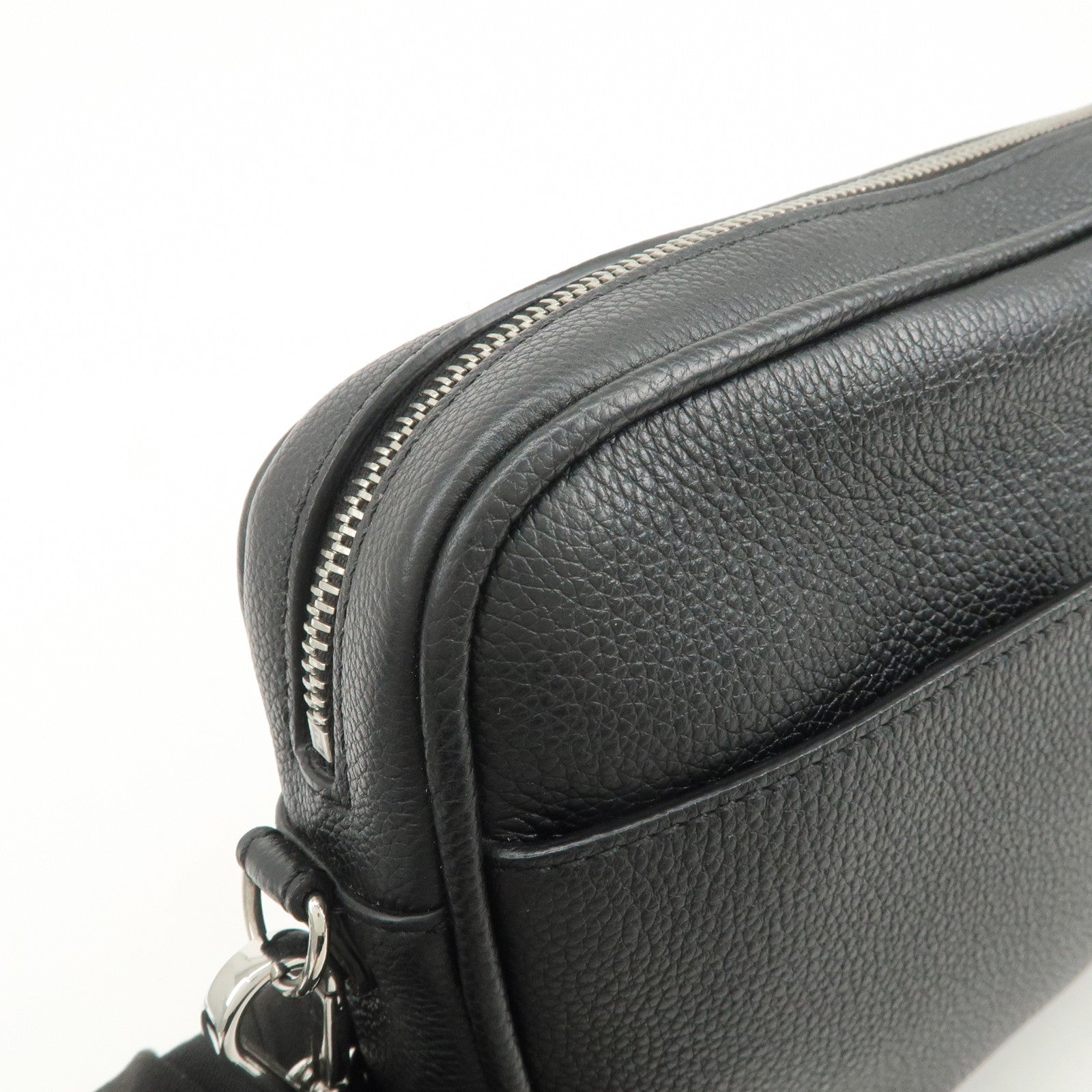 FENDI Logo Leather Camera Case Shoulder Bag Black 7M0286